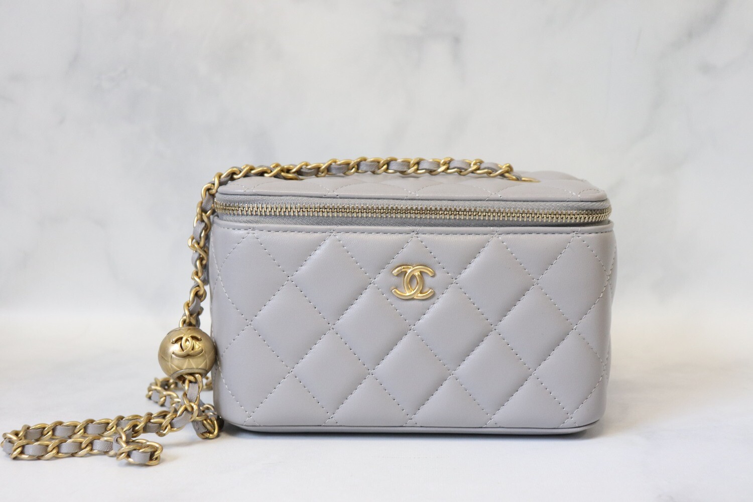 CHANEL Lambskin Quilted Small Pearl Crush Vanity Case With Chain Grey  1312339
