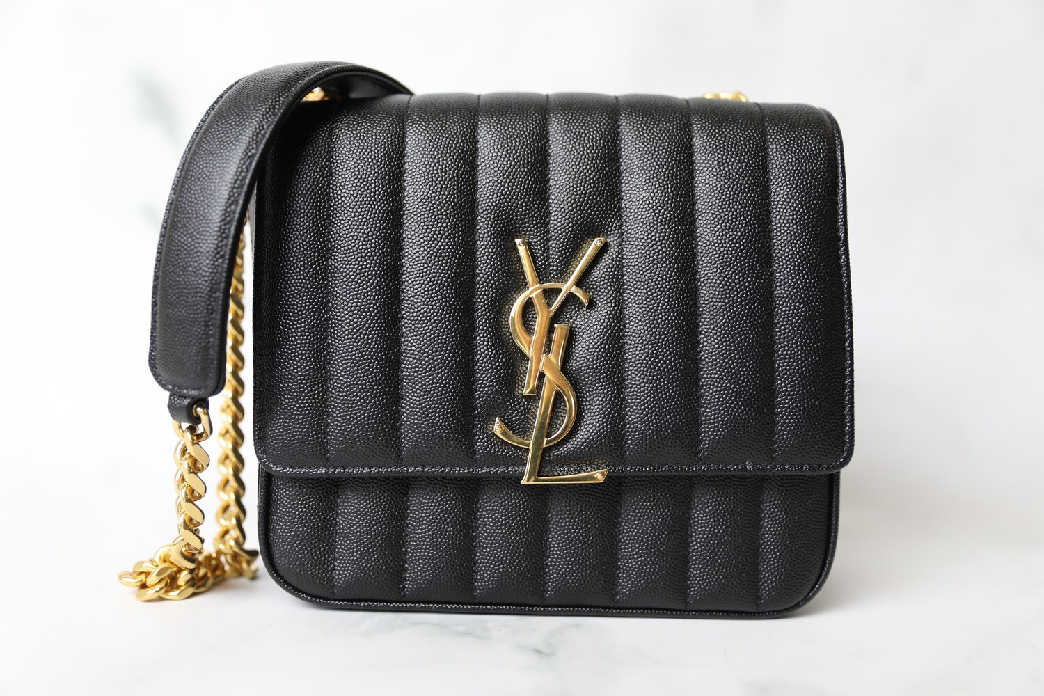 Saint Laurent Vicky Small, Black Pebbled Leather with Gold Hardware, Preowned in Dustbag WA001