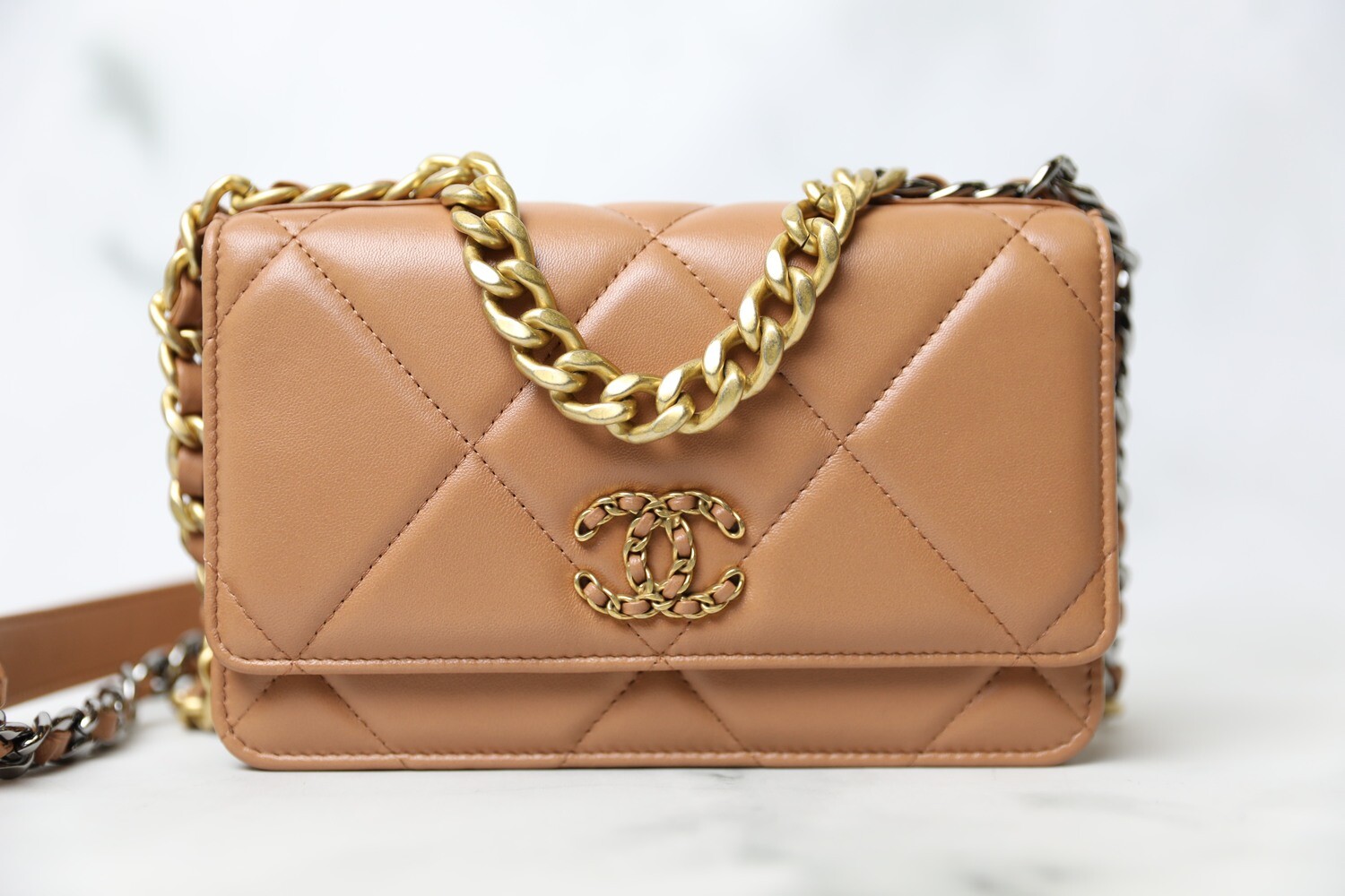 Chanel 19 Wallet on Chain, 21K Caramel Lambskin with Gold Hardware, New in  Box WA001