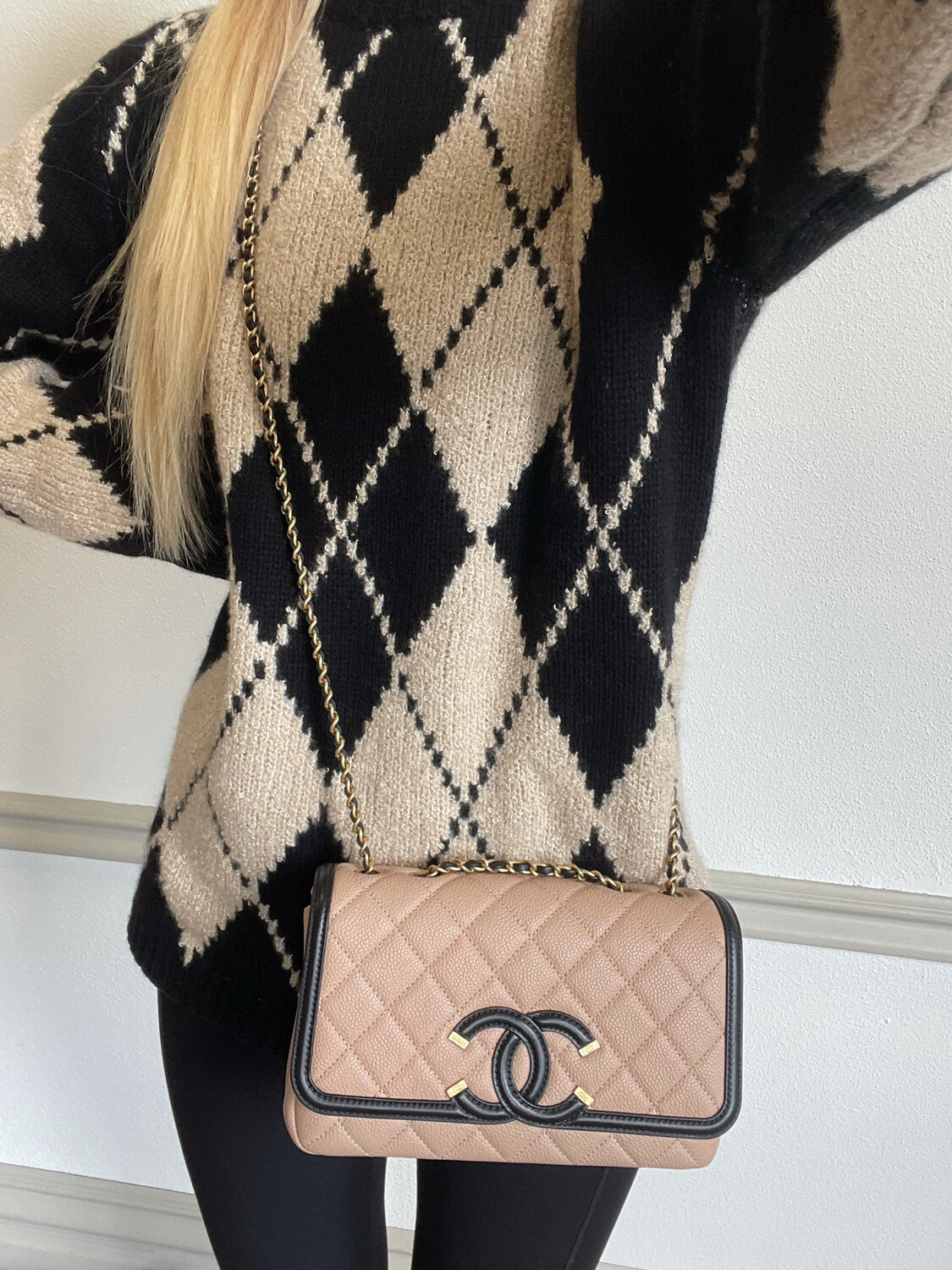 Chanel filigree flap beige black sales
