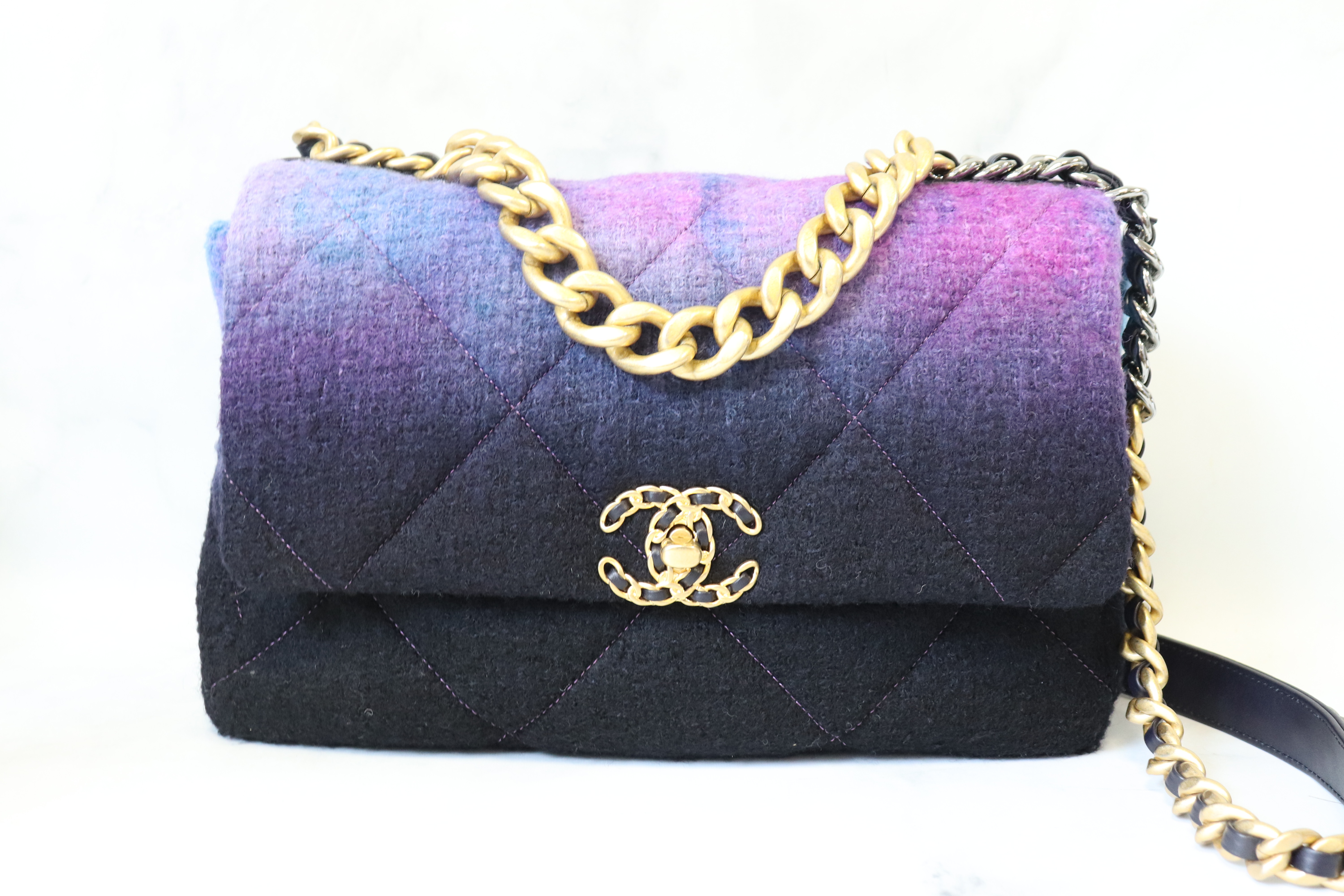 CHANEL Tweed Quilted Large Chanel 19 Flap Navy Blue 960615