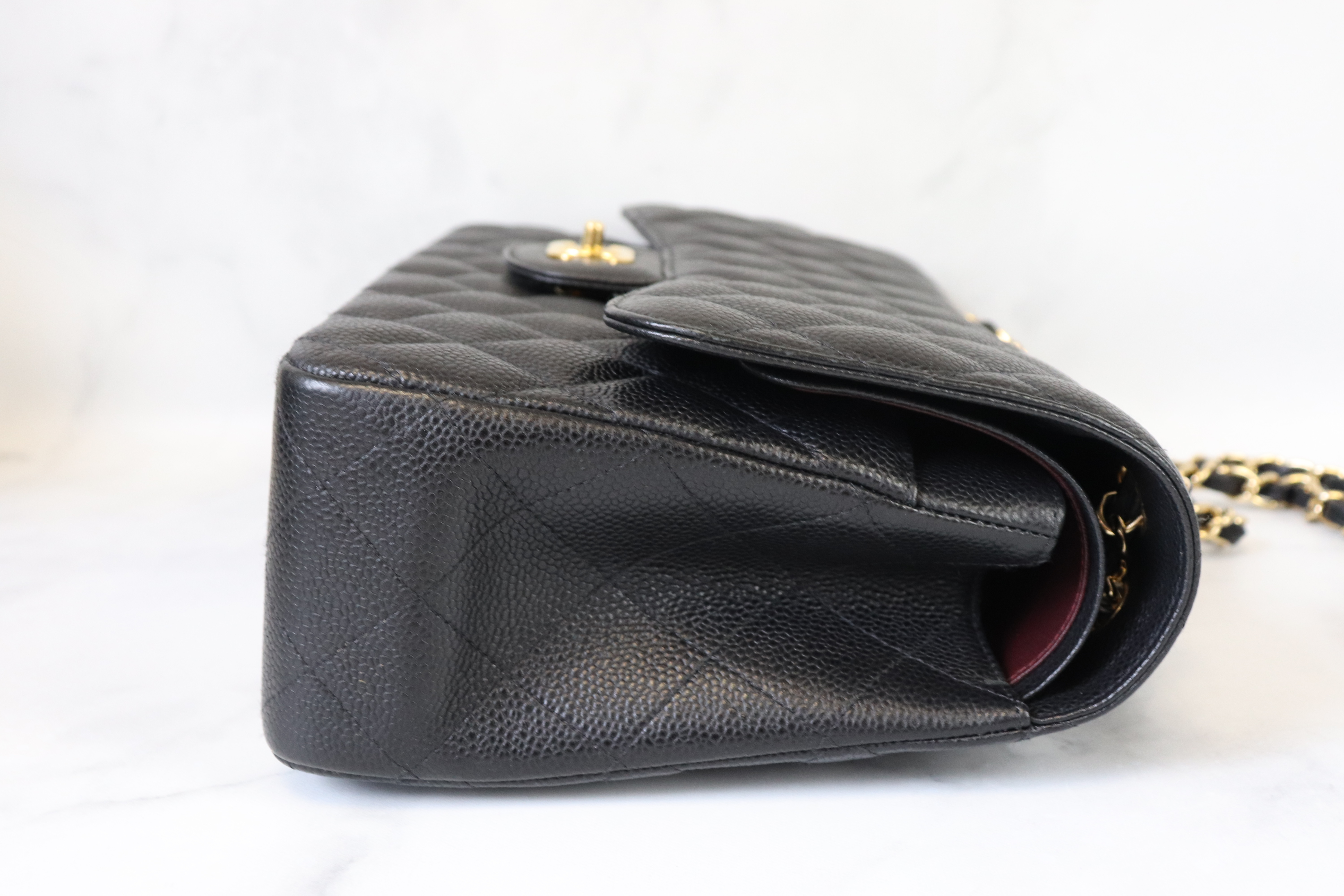 * BOSTON Chanel Classic Jumbo Double Flap Black Caviar Leather, Gold  Hardware, Preowned In Box MA001