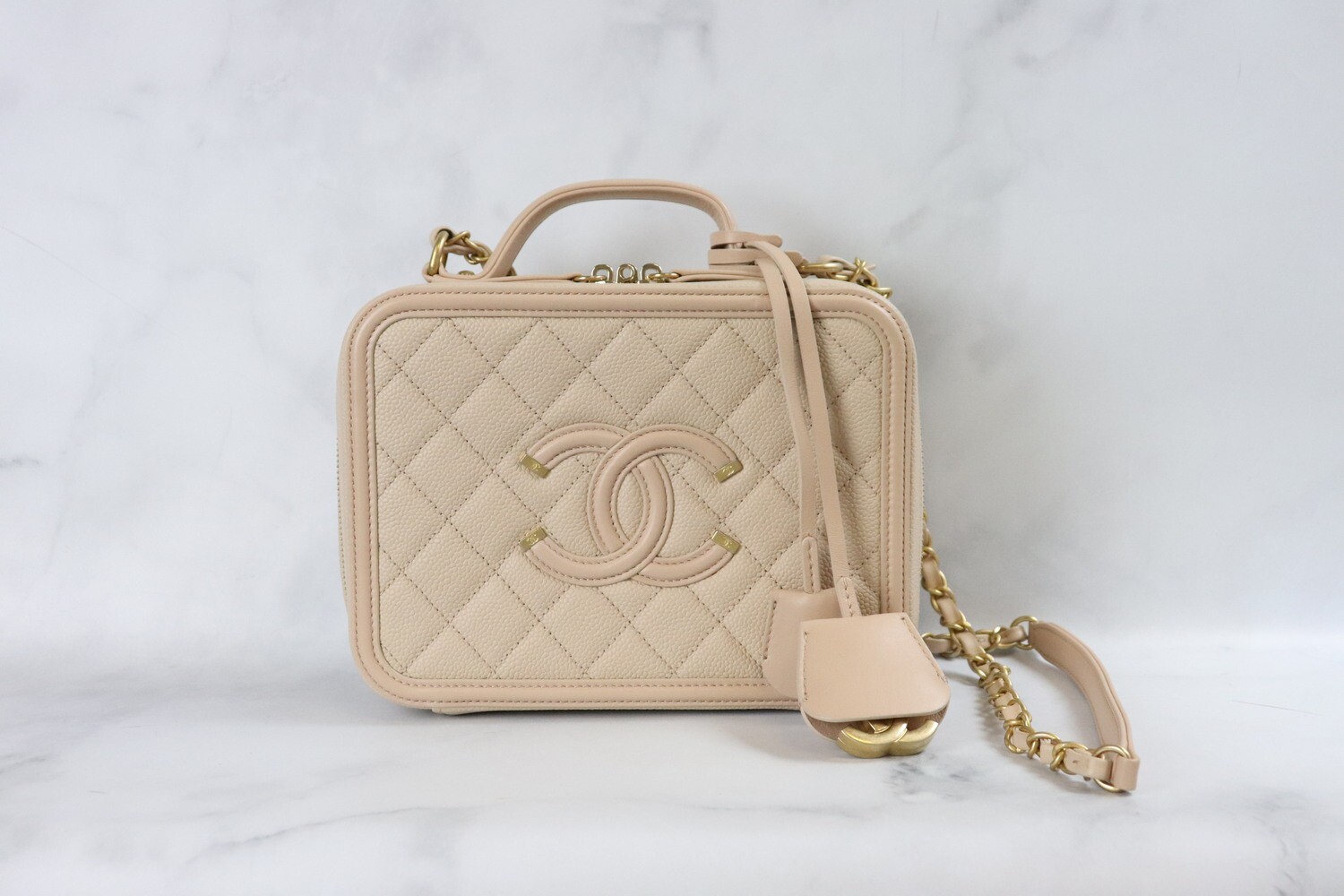 Chanel Vanity Case Review
