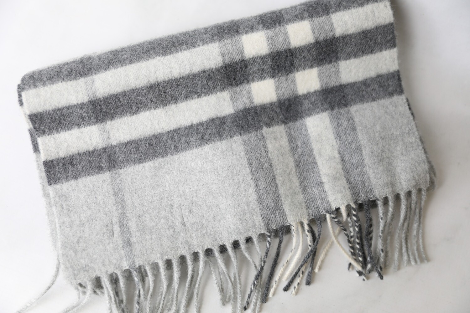 Burberry Cashmere Plaid Scarf, Grey, New WA001