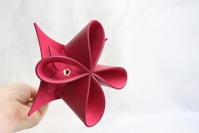m*a様 【新品未使用】LouisVuitton Origami Flowers Origami Flowers by Atelier Oï - Trunks, Travel and Home