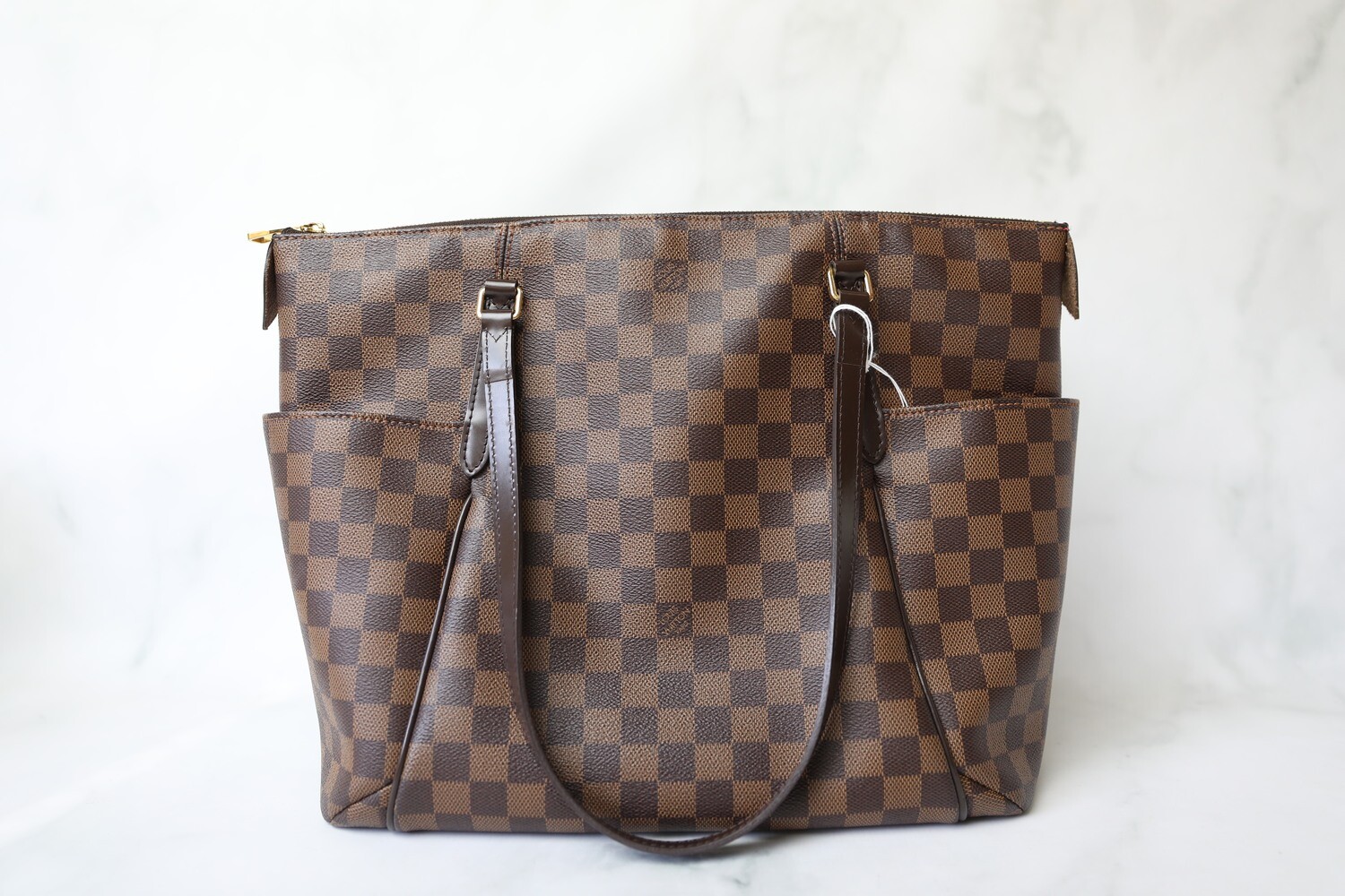 Louis Vuitton Totally MM, Damier Ebene, Preowned in Dustbag WA001