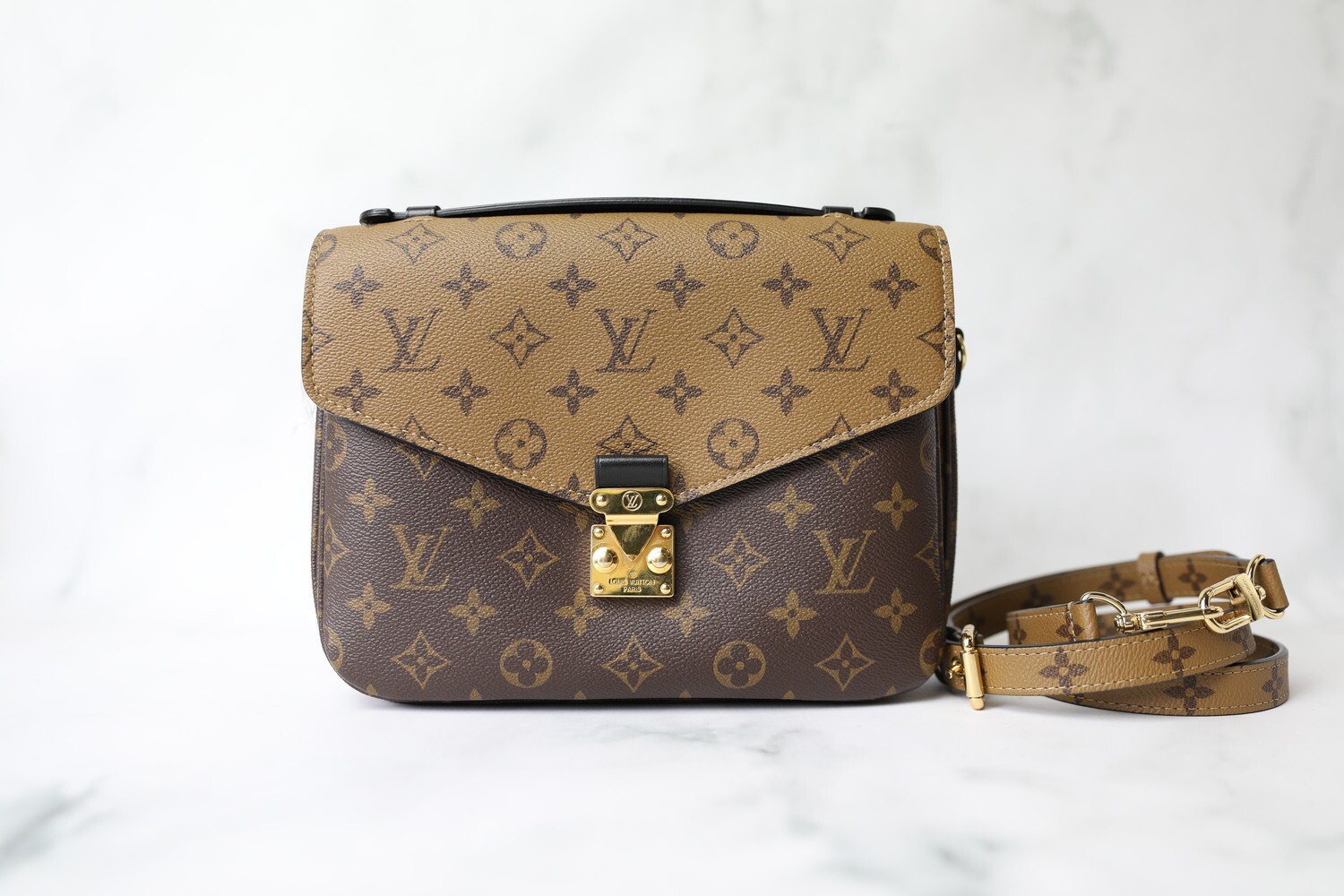 Louis Vuitton Pochette Metis, Reverse Monogram, Preowned in Box WA001