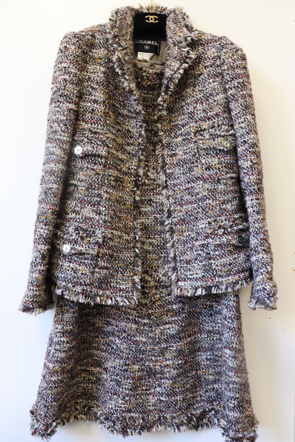 Chanel Vintage Jacket, multi Tweed, Preowned on Hanger, Size 36