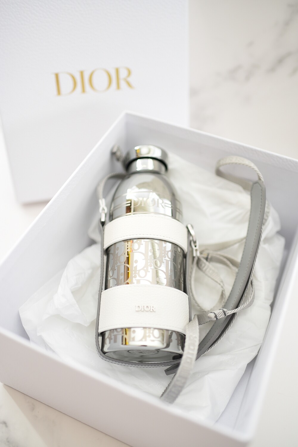 Christian Dior Water Bottle with Shoulder Strap, Off-White Grained Calfskin and Dior Oblique Stainless Steel, New in Box (Paris Sourced) GA001