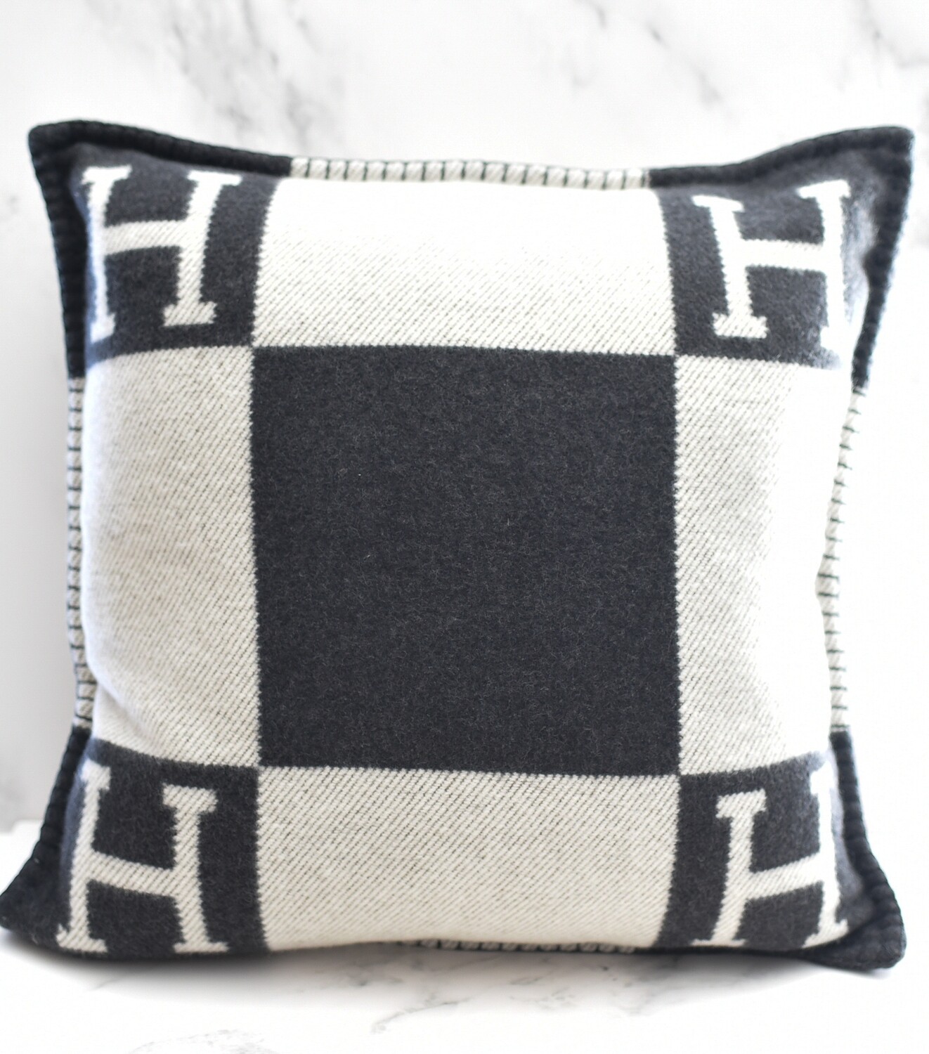 Hermes Pillow, Wool Cashmere Avalon PM Pillow, New in Dustbag GA001