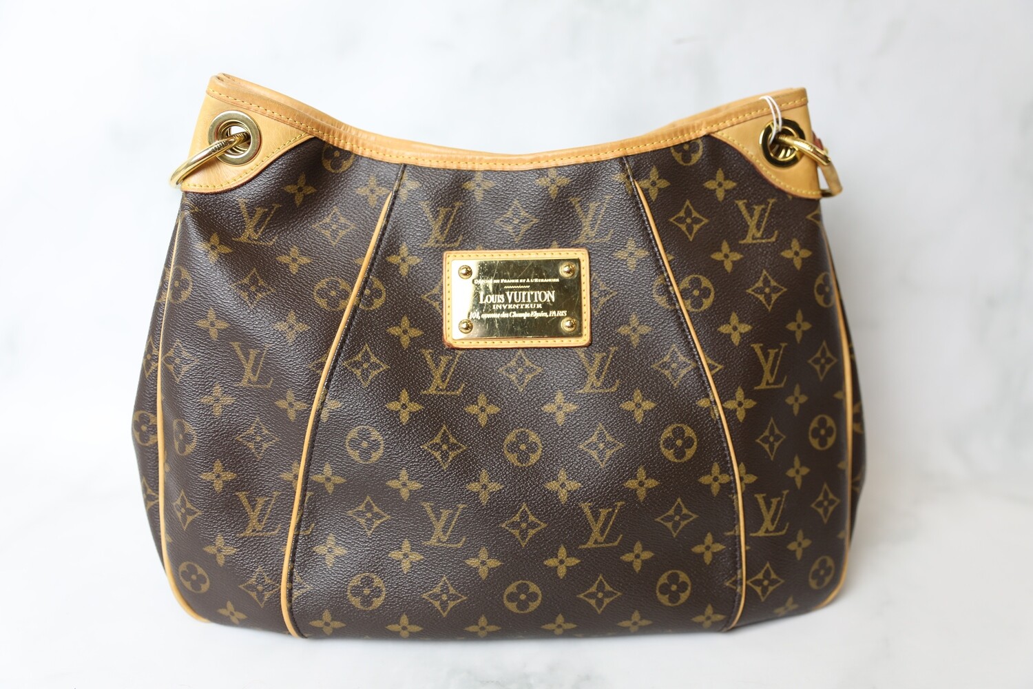 Louis Vuitton Galleria PM, Monogram, Preowned in Dustbag WA001