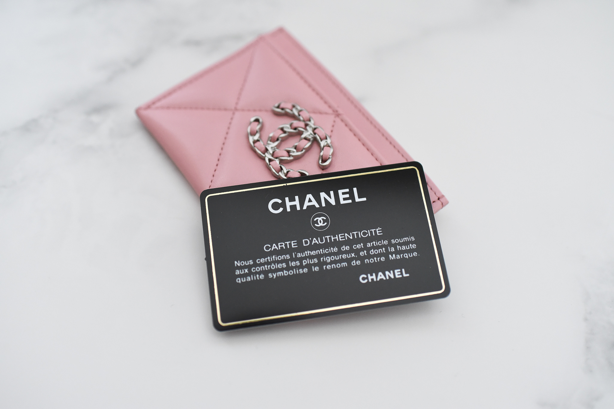 Chanel 19 SLG Flat Cardholder, Pink Lambskin Leather, Gold Hardware, New in  Box GA001 - Julia Rose Boston