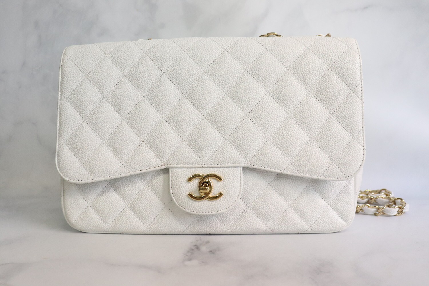 Chanel Classic Jumbo Single Flap, White Caviar Leather, Gold Hardware, Preowned in Dustbag