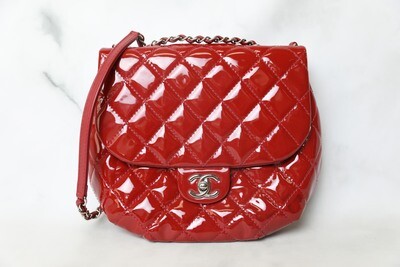Chanel Saddle Crossbody Flap, Red Patent Leather with Silver Hardware, Preowned in Dustbag WA001
