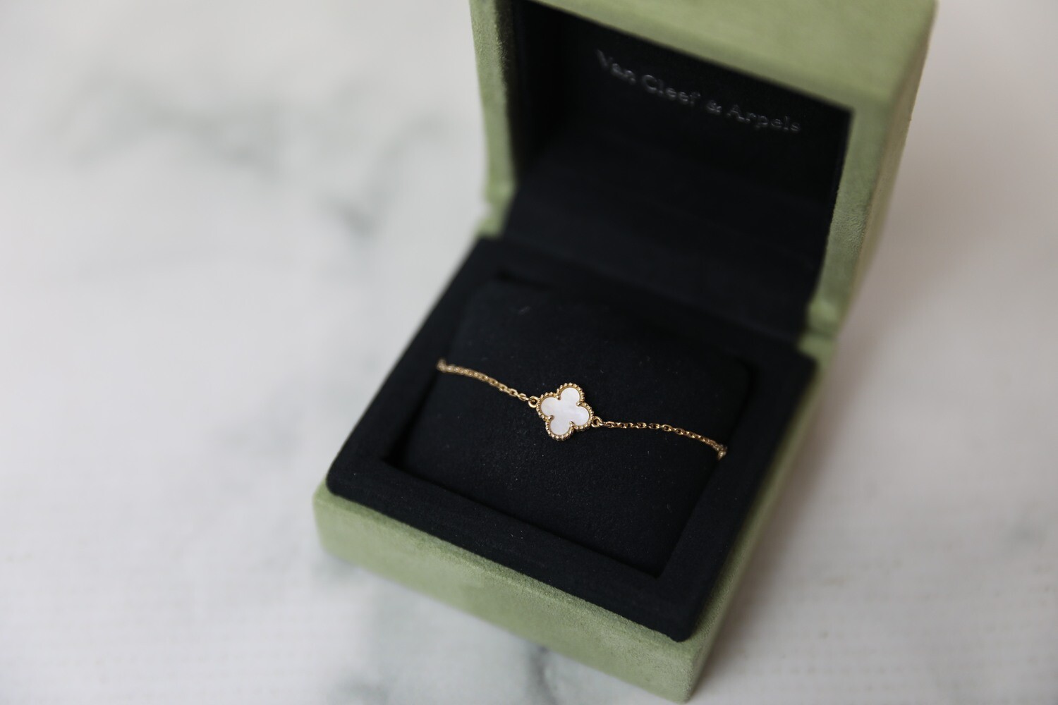 Van Cleef &amp; Arpels VCA Sweet Alhambra Mother of Pearl Bracelet, Gold, New in Box WA001