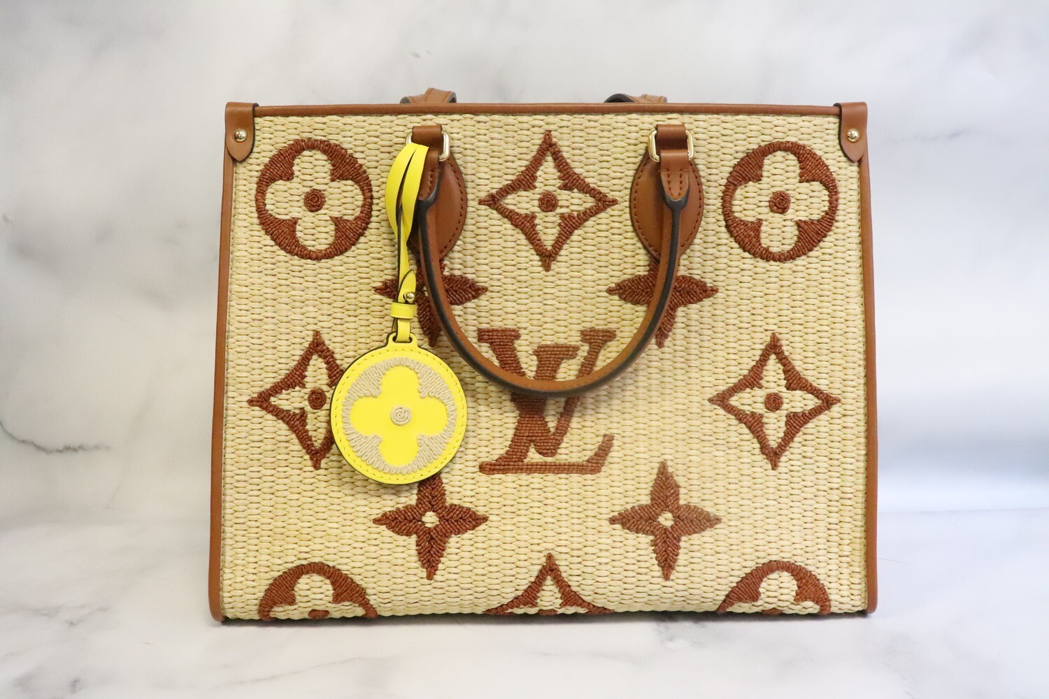 Louis Vuitton On the Go MM Raffia, Preowned in Dustbag