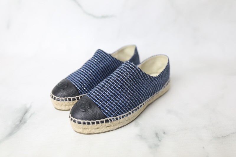 Chanel Shoes Espadrilles, 17P Blue and Black Tweed, Size 37, New in Box WA001