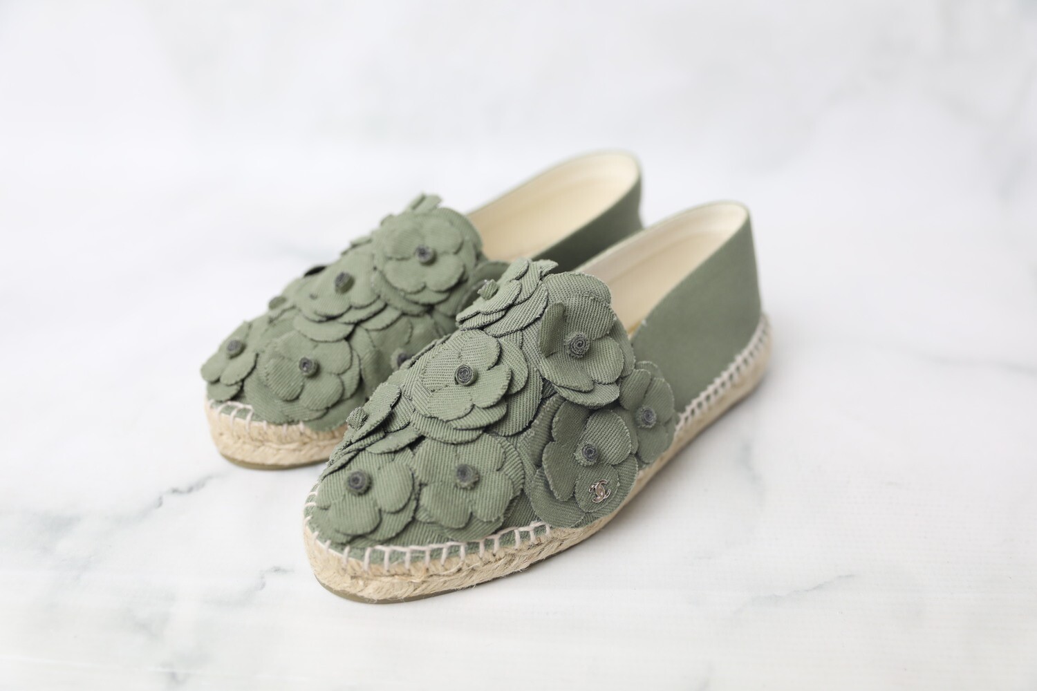 Chanel Shoes Green Olive Classic Canvas CC Camellia Flower Espadrille Slide  Flats, New in Box WA001 - Julia Rose Boston