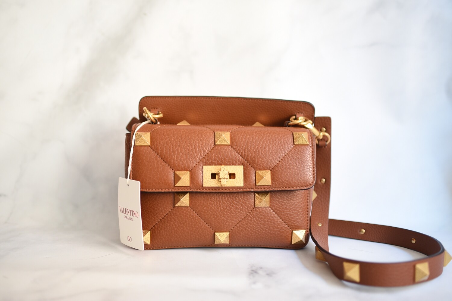 Roman studded bag valentino hotsell