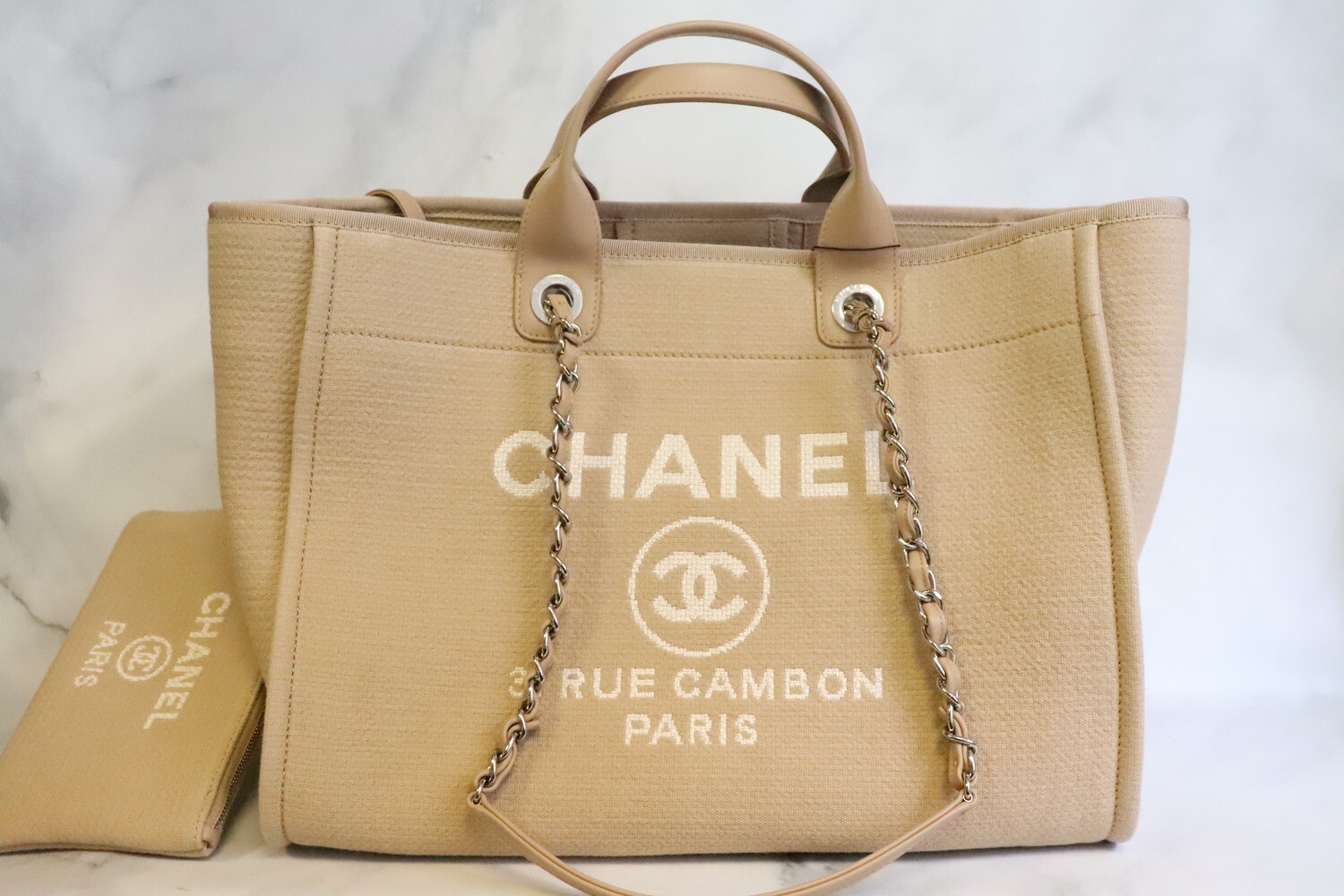 💵3999 CHANEL Deauville Tote ⭐️BRAND NEW IN BOX⭐️ ❗️Seller