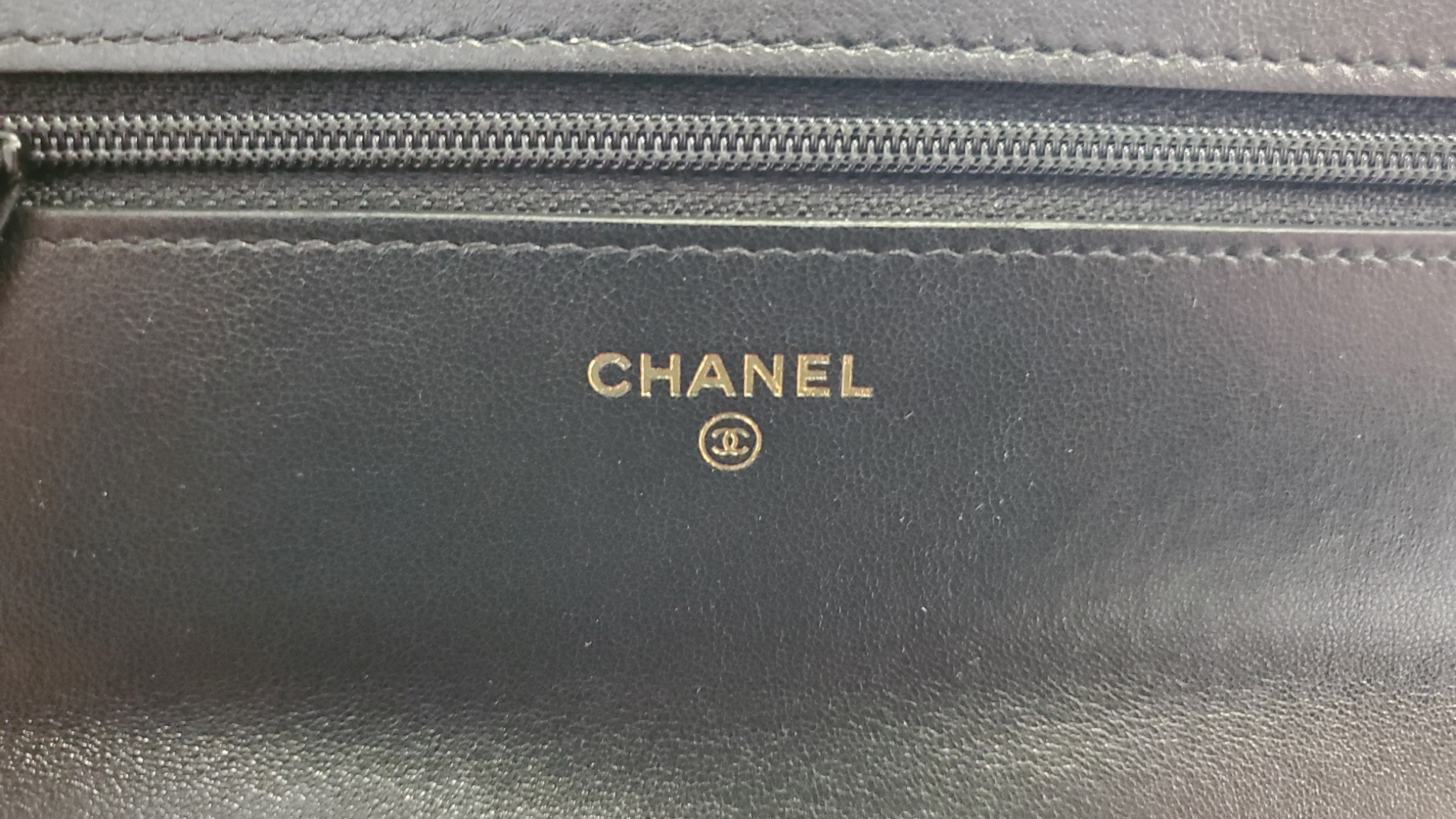 Chanel 19 Zip Wallet Small, Black Lambskin with Gold Hardware, Preowned in  Box WA001 - Julia Rose Boston