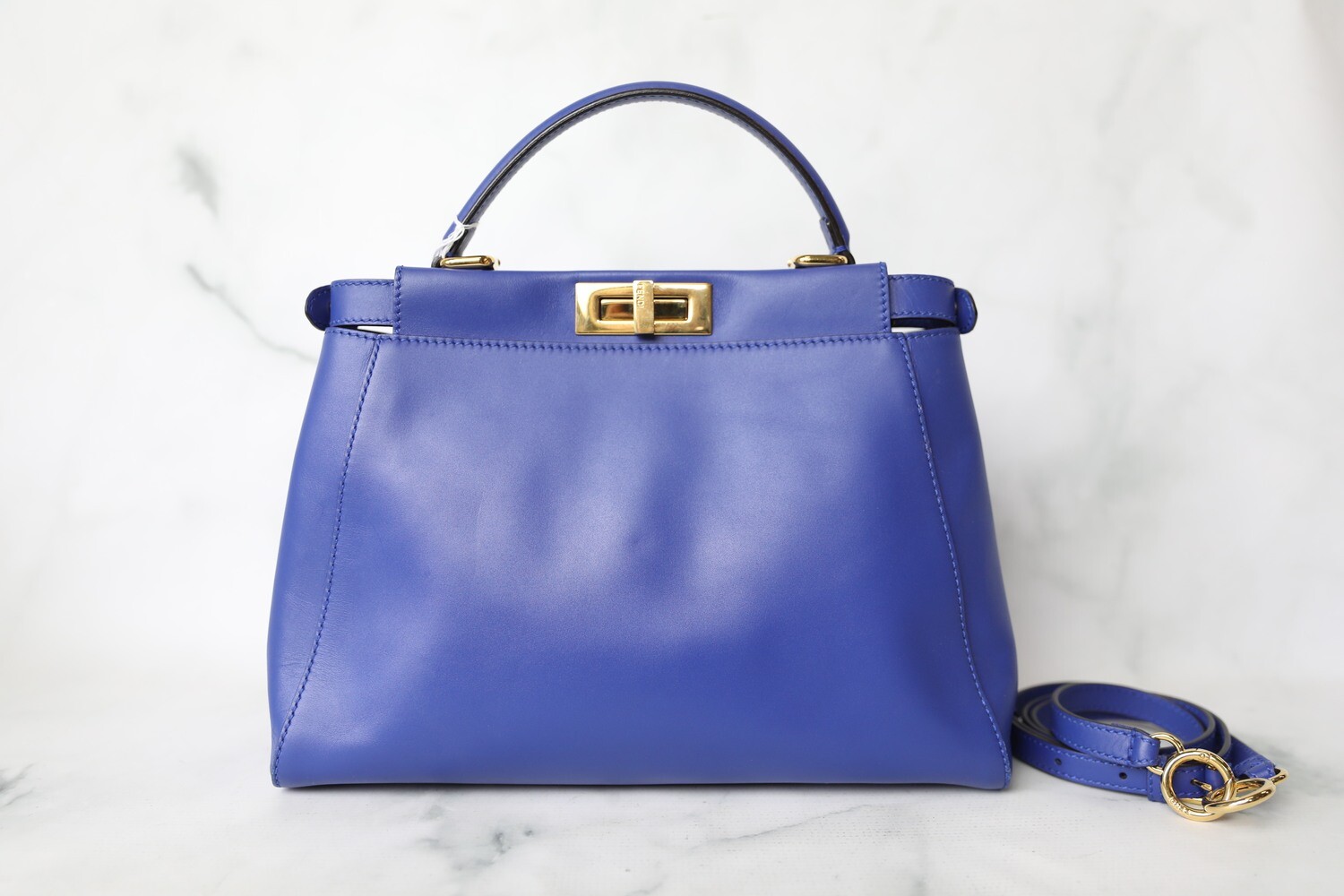 Peekaboo iconic medium sale