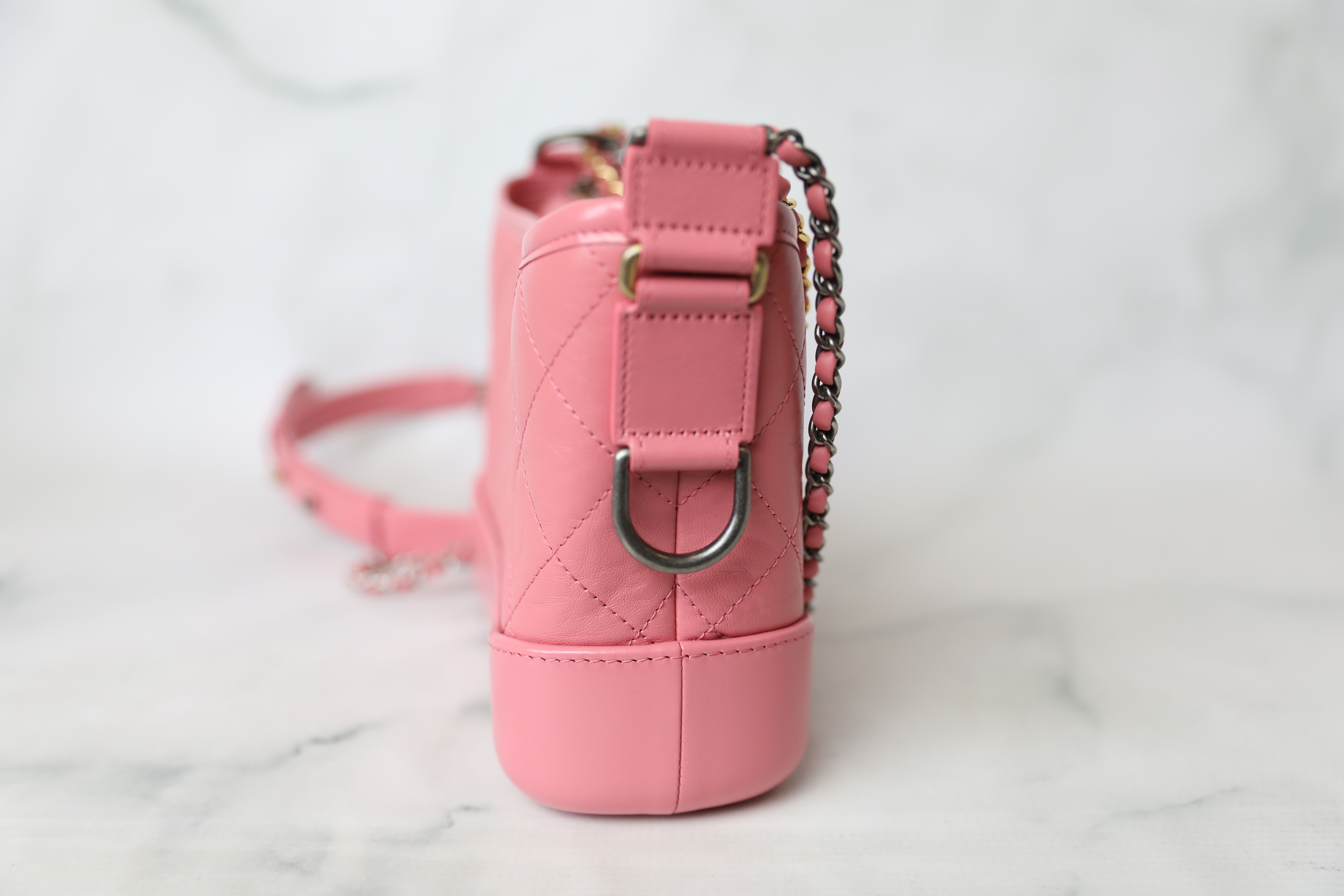 Chanel Gabrielle Shoulder Bag Pink Leather ref.932730 - Joli Closet