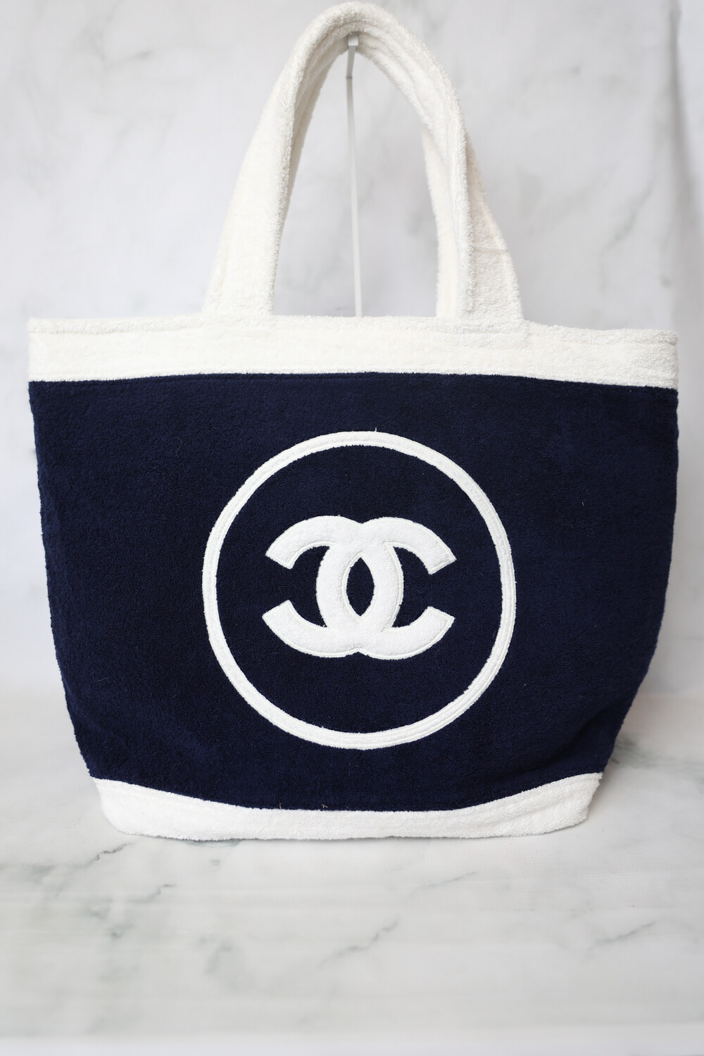 CHANEL Terry Cotton CC Beach Tote Towel Set Black White 780083 FASHIONPHILE #3 CHANEL Terry Cotton CC Beach Tote Towel Set Black White 780083 FASHIONPHILE
