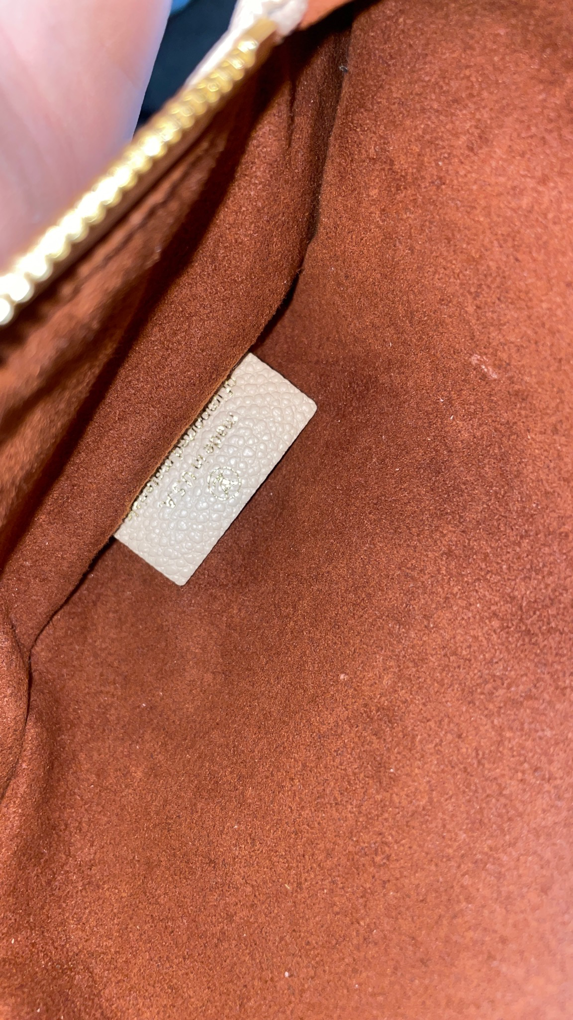 Bum bag / sac ceinture leather handbag Louis Vuitton White in Leather -  34058652