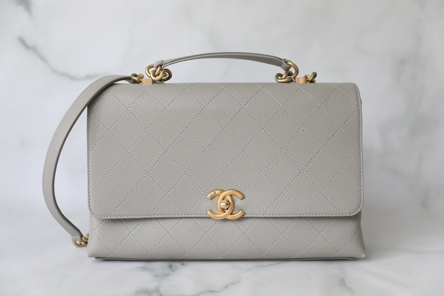 Chanel chic affinity bag new arrivals
