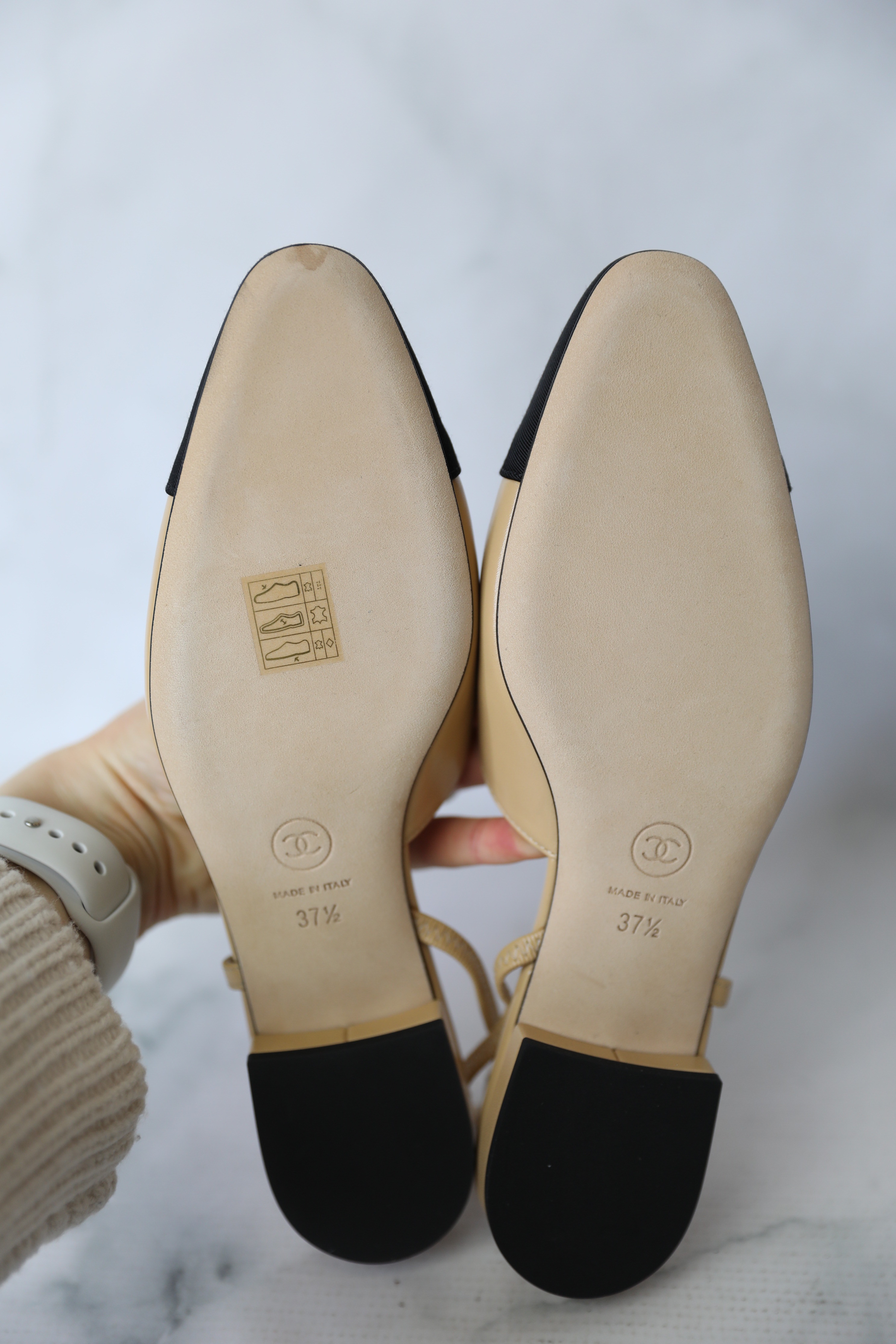 Chanel Shoes Slingback Flats, Beige and Black, Size 37.5, New in Box WA001