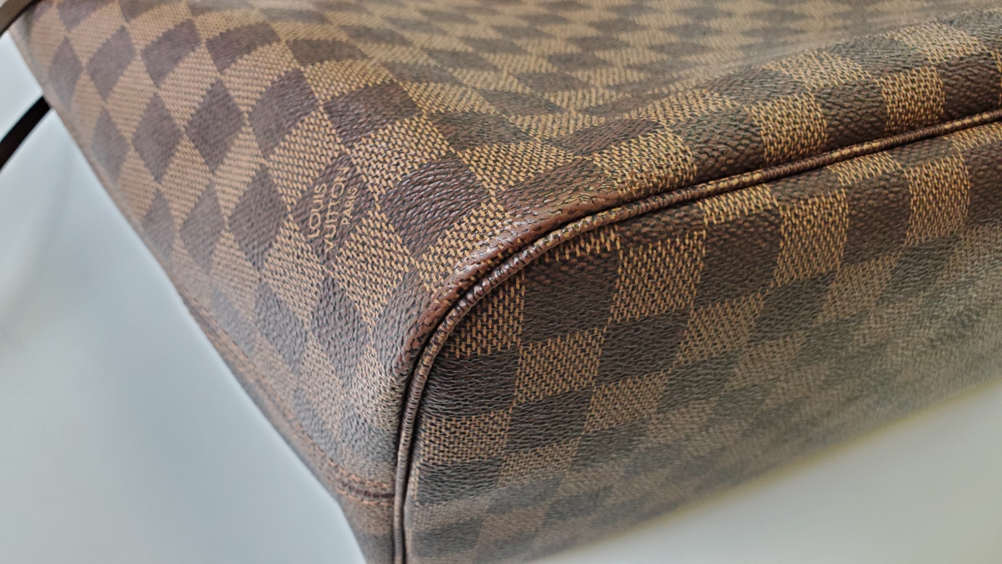 Louis Vuitton Neverfull MM, Damier Ebene with Pink Lining, New in Dustbag  (No Pouch) GA003 - Julia Rose Boston