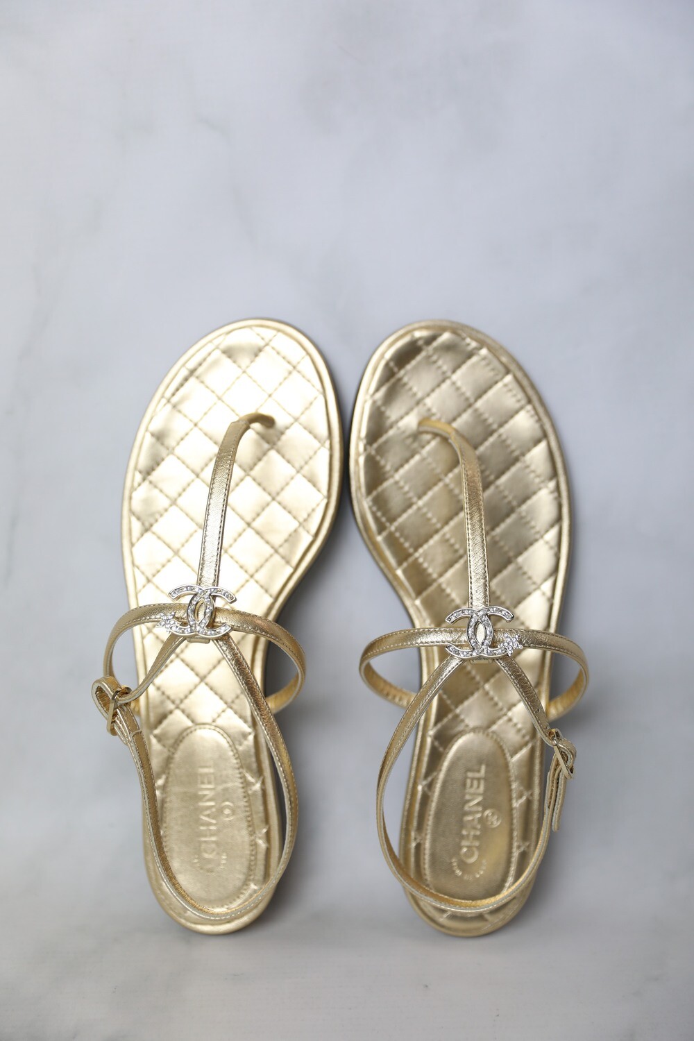 Chanel Shoes Flat Thong Sandals, Gold , Size 38.5, New in Box WA001 - Julia  Rose Boston | Shop