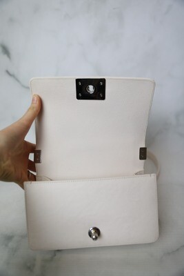 【ヴィンテージ】Rank:S☆Chanel White Boy Small ハンドバック Chanel – Small Boy – Trinitysthingss