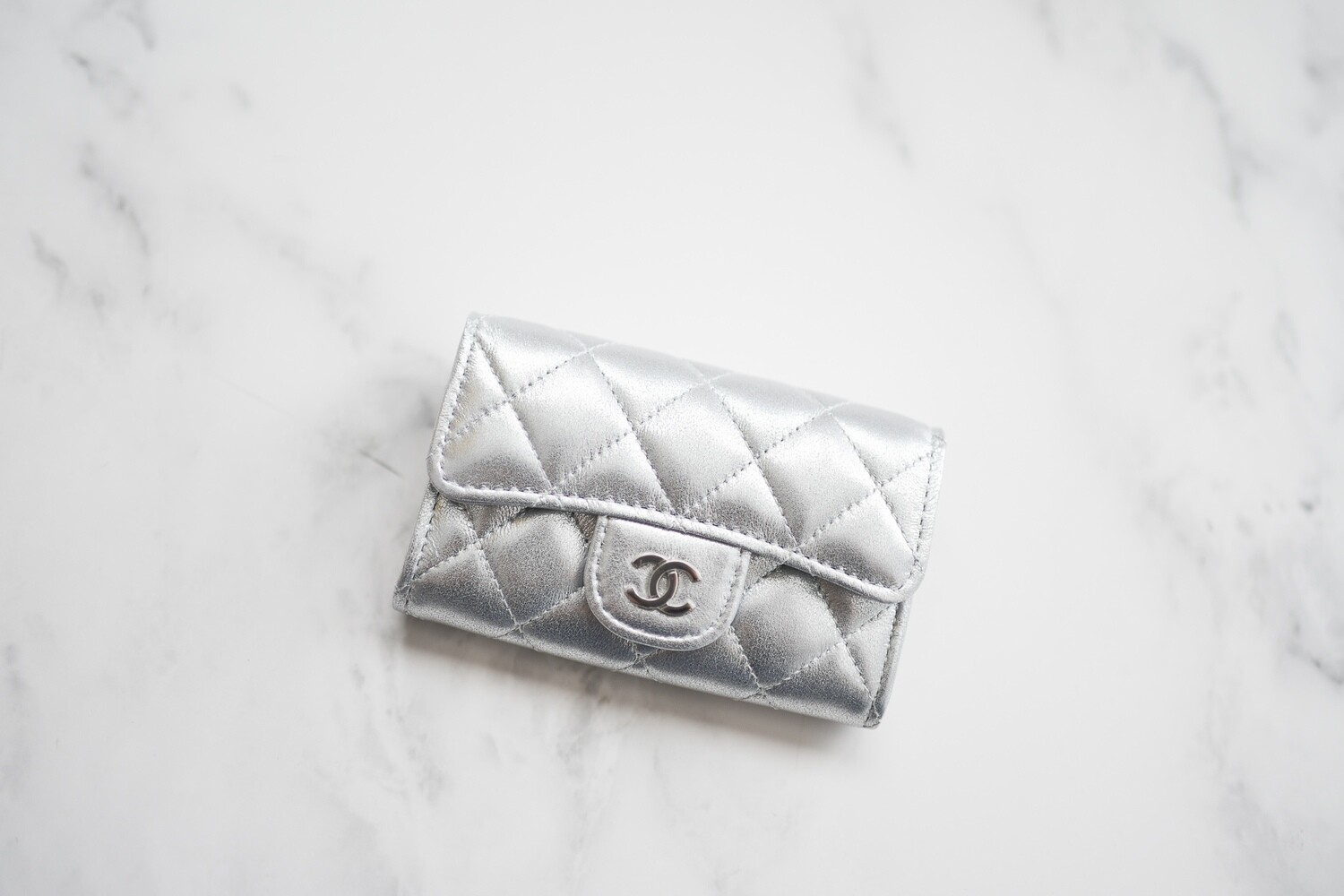 Chanel SLG Snap Card Holder, Silver Leather with Gold Hardware, New in Box  GA001