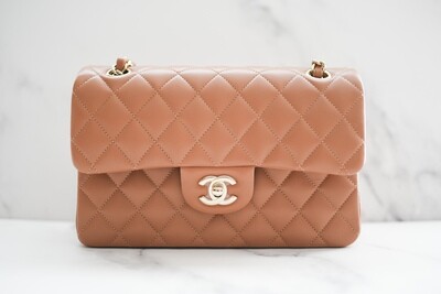 Chanel Classic Small Double Flap, 22S Caramel Lambskin Leather with Gold Hardware, New in Box GA003