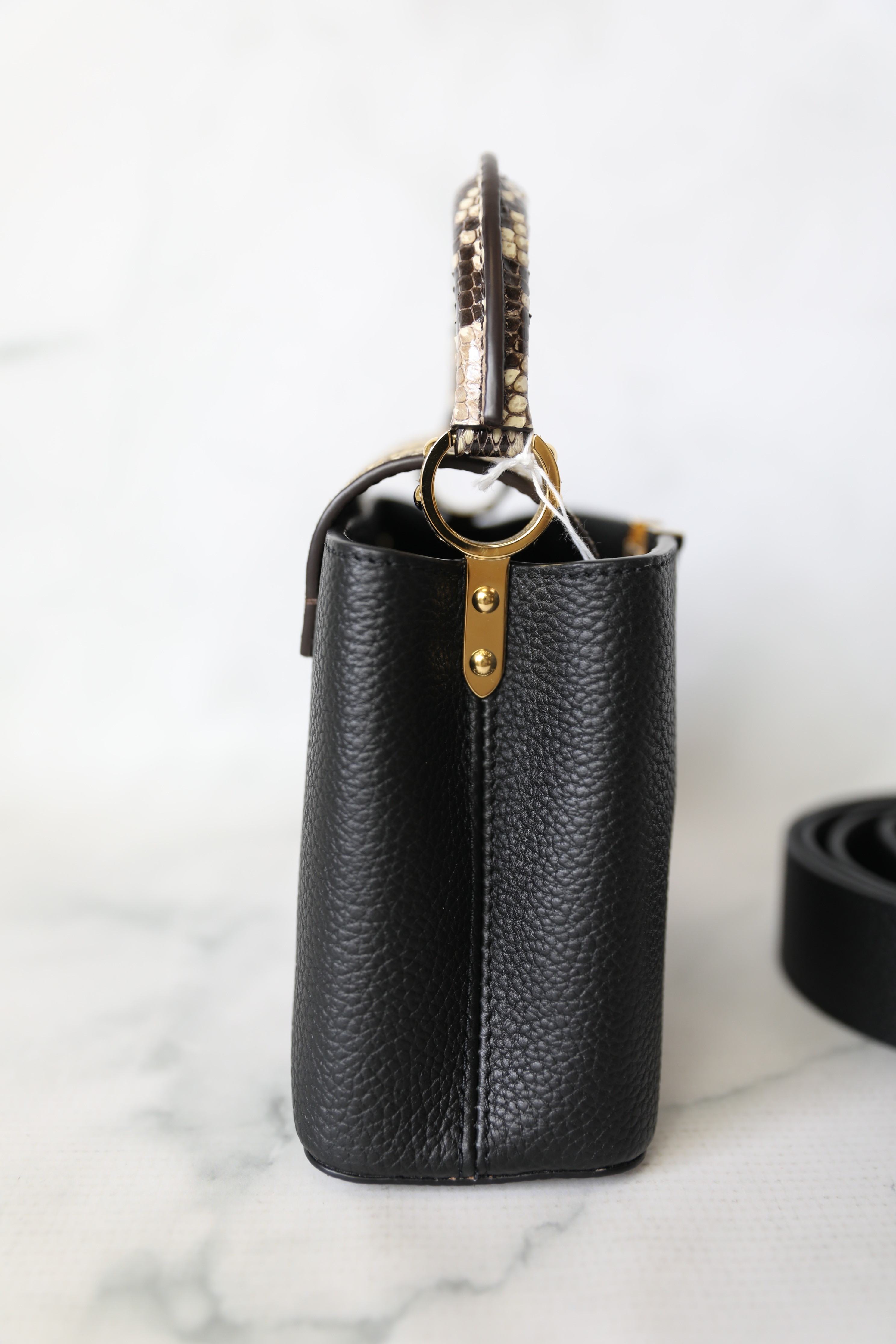 Louis Vuitton mini capucines new Black Leather ref.184711 - Joli Closet