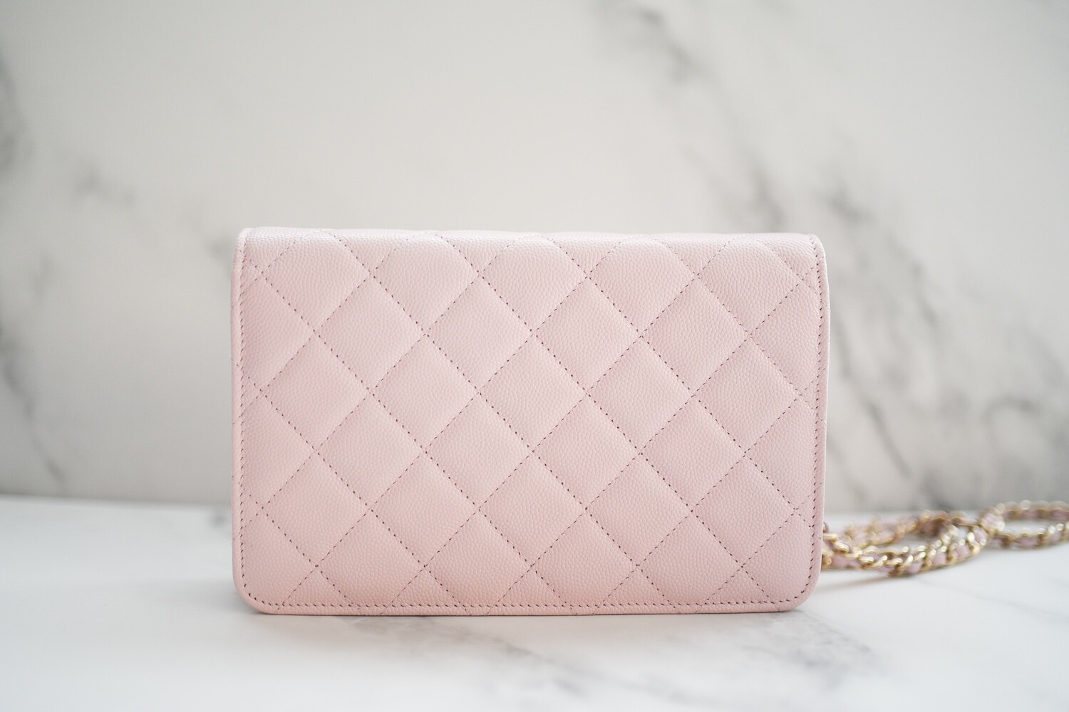 chanel pink crossbody handbag