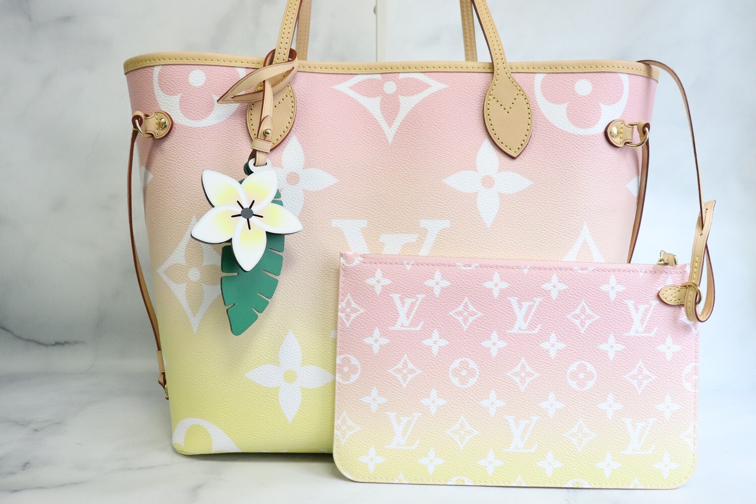 Leather Tote Handbag Neverfull MM by the pool Pink/Yellow, limited