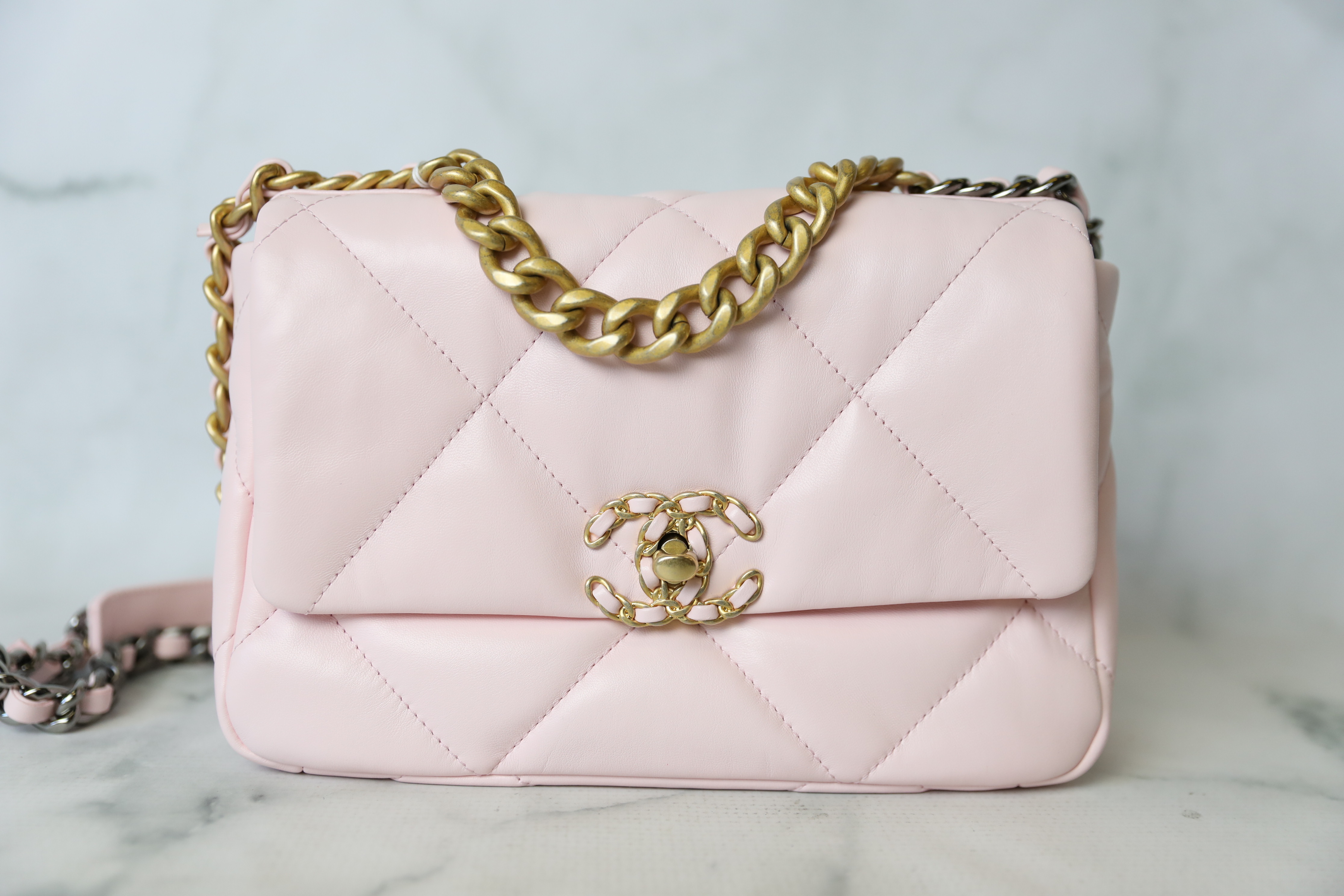 Chanel 19 Small, 22K Hot Pink Lambskin, New in Box MA001 - Julia Rose  Boston
