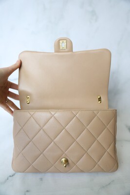 CHANEL ブラウンレザー バッグ CHANEL CC Matelasse 25 Double Flap Chain Shoulder Bag