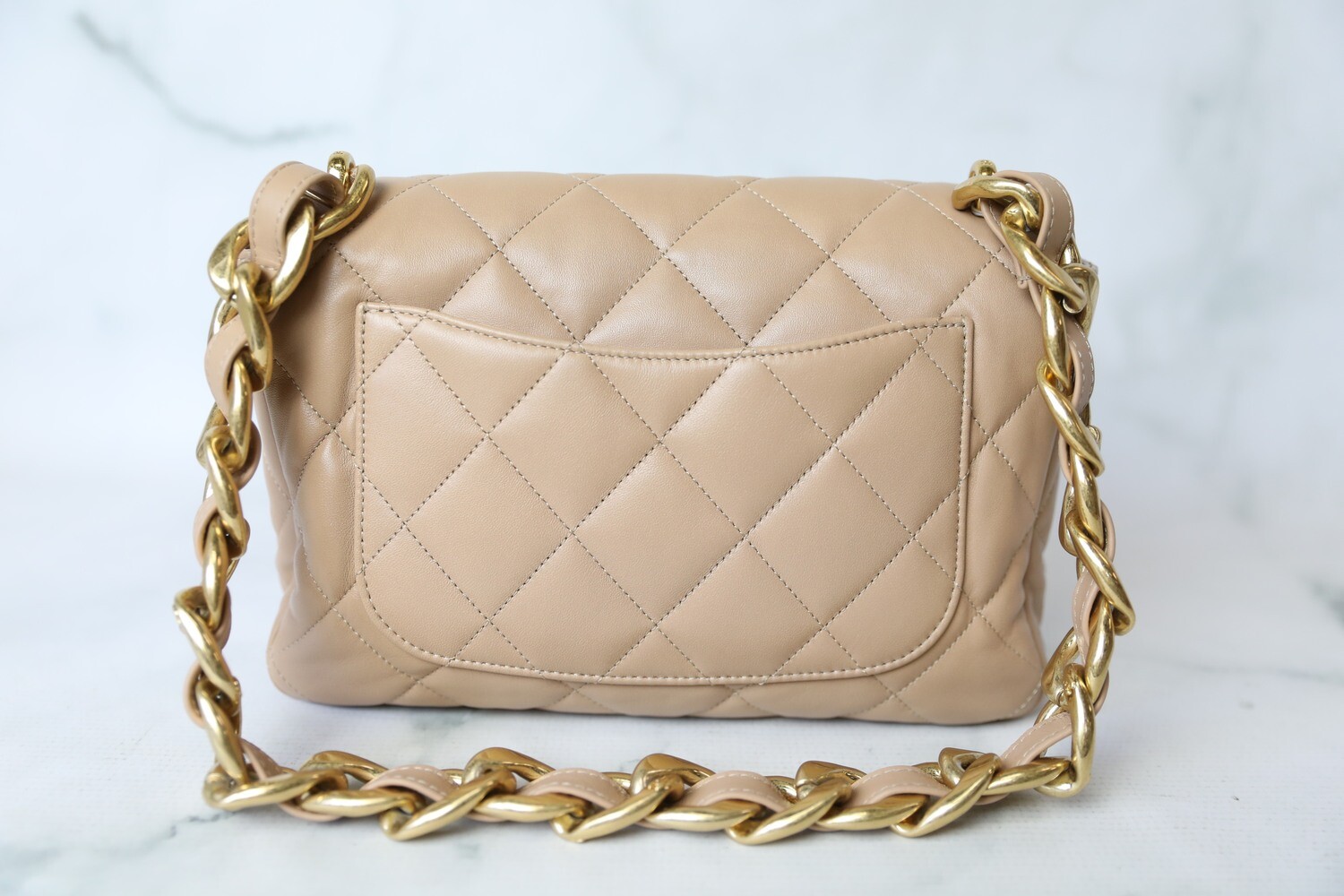 CHANEL　福岡CHANELで購入 CHANEL シャネル ハートチェーンクラッチバッグ ブラック/GP