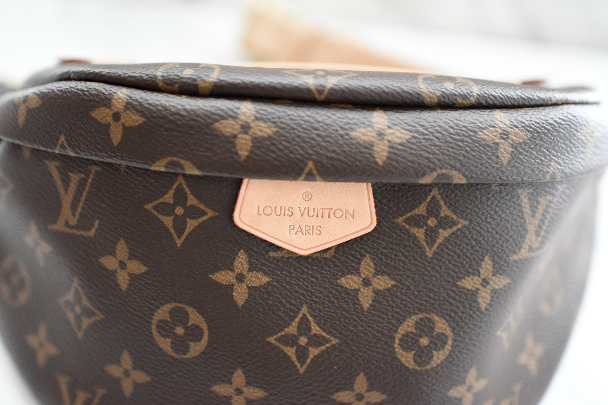 Louis Vuitton Bum Bag Monogram, Preowned in Dustbag GA002
