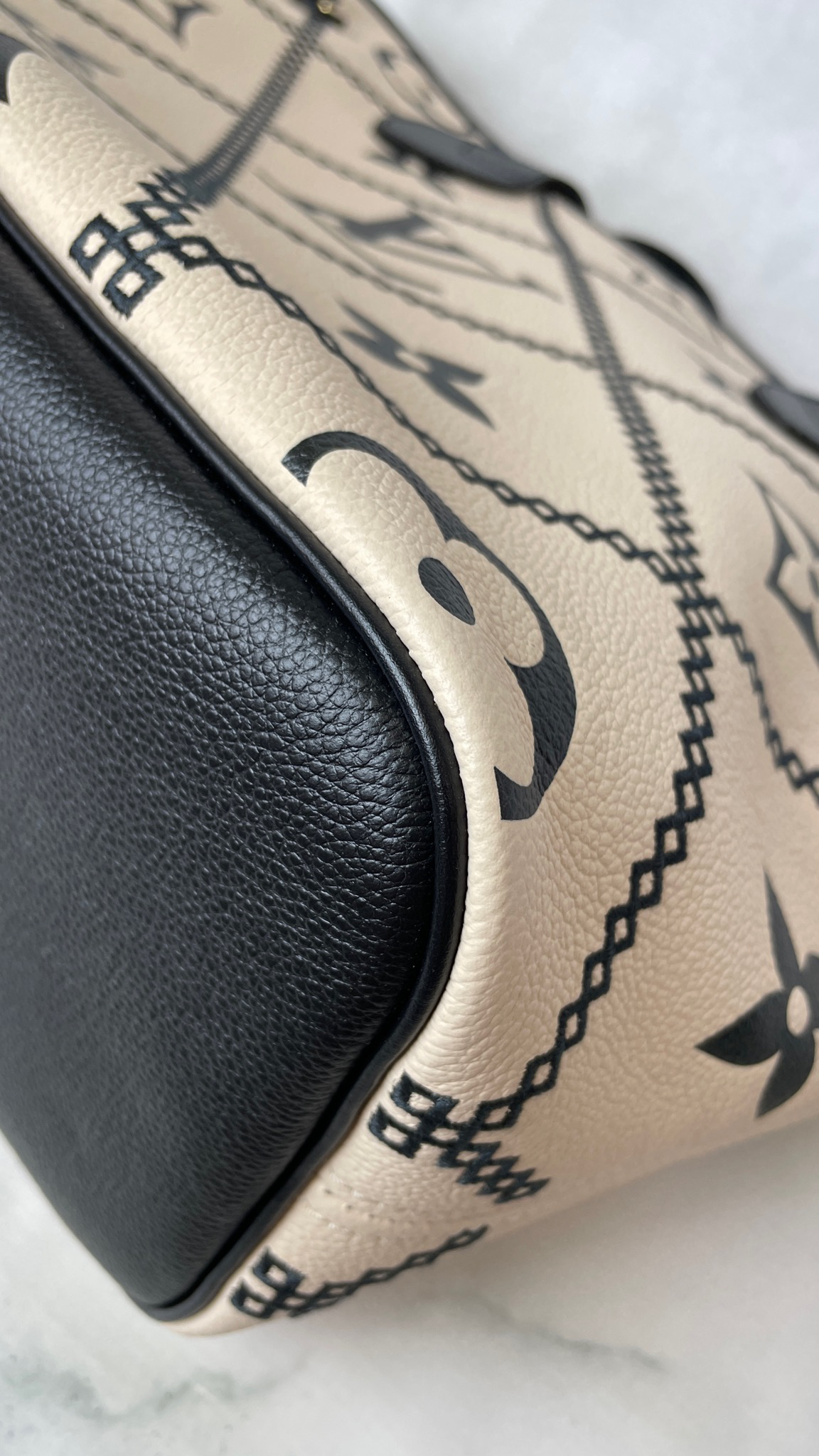 Louis Vuitton 2021 Creme Monogram Empreinte Leather Neverfull MM Tote – ASC  Resale