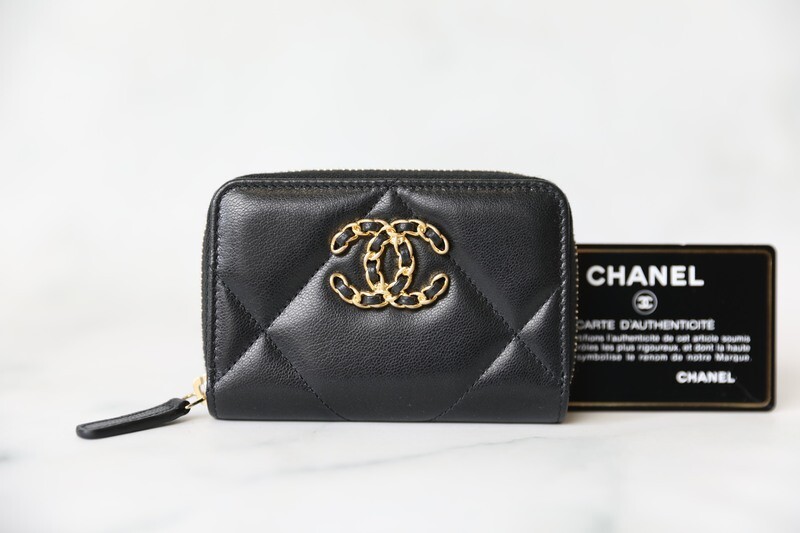 Chanel 19 Zip Wallet Small, Black Lambskin with Gold Hardware