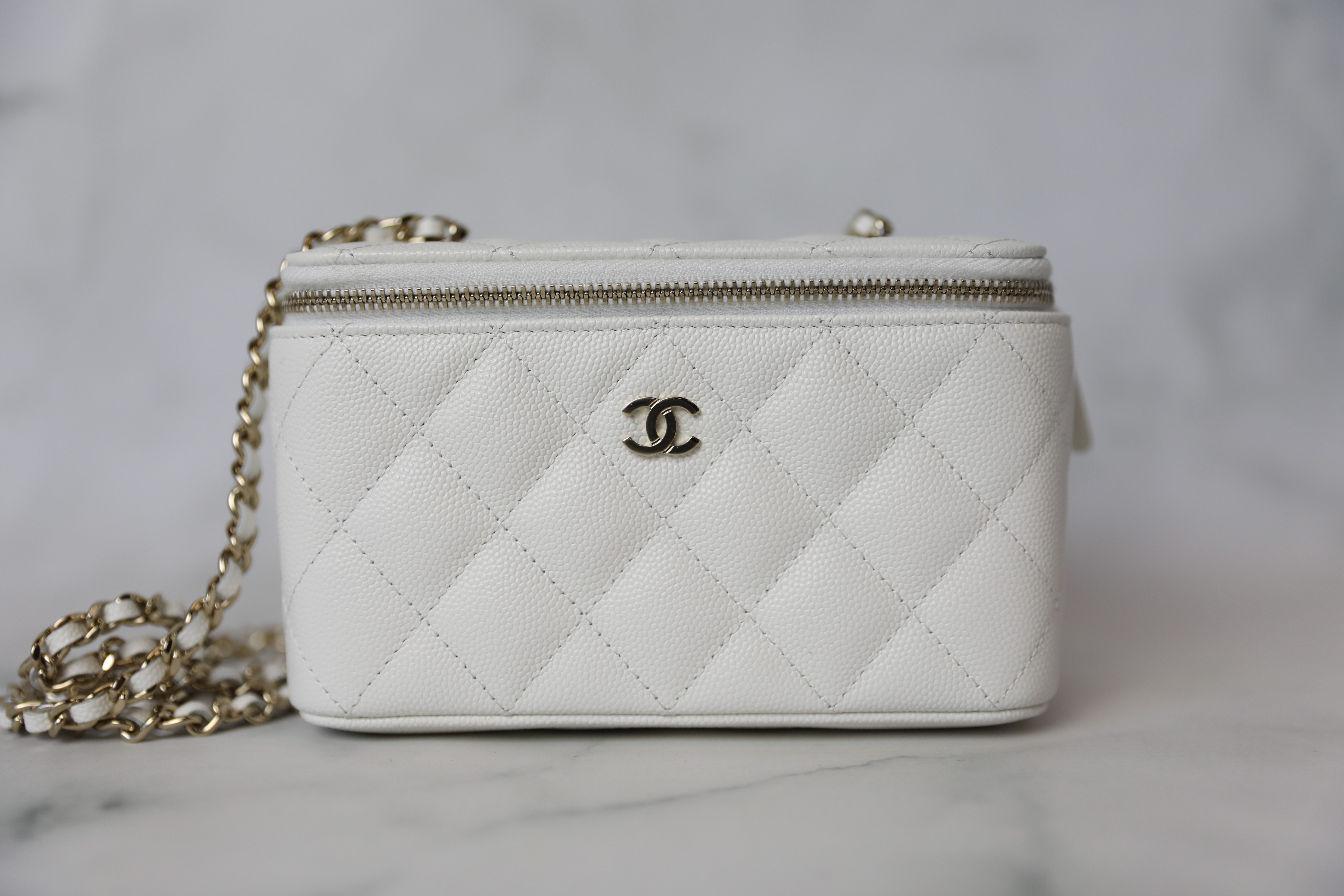 Chanel Small Vanity Case with Logo Chain Handle Bag 81195 Caviar Leather  White 2022