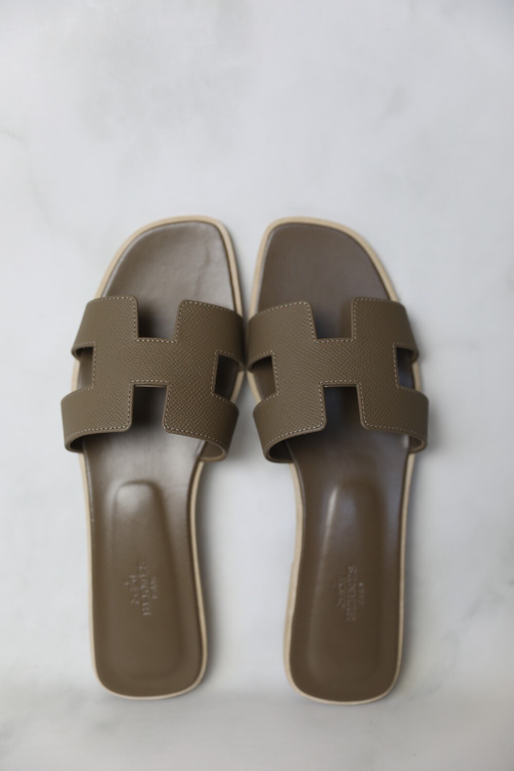 Hermes Oran Slide Sandals, Etoupe, New in Box