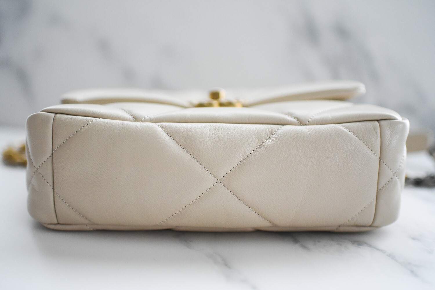 Chanel 19 Small, 20B Light Beige Goatskin, New in Box GA001