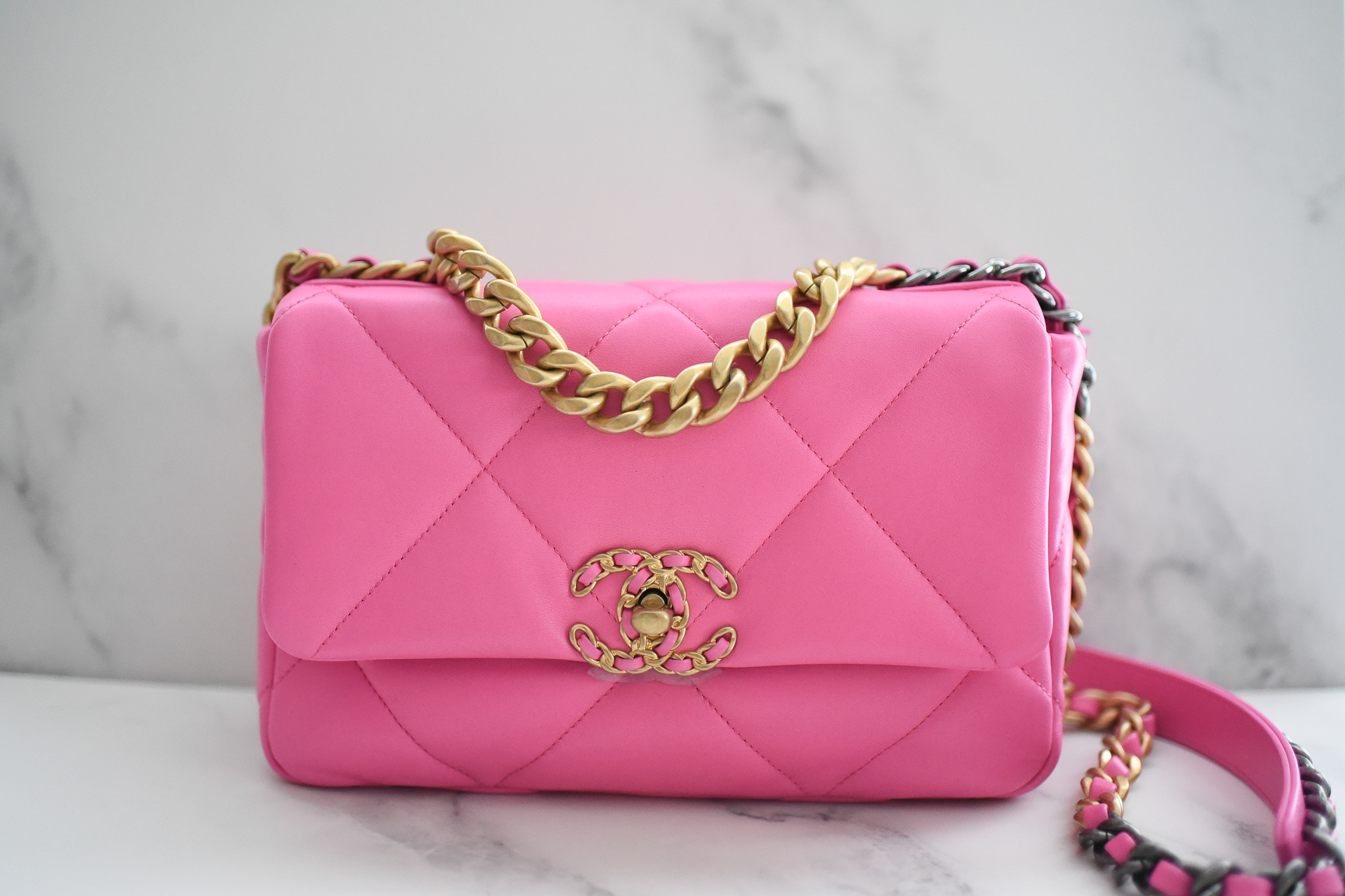 Chanel 19 Medium (Small), 21S Neon Hot Pink, New in Box GA001