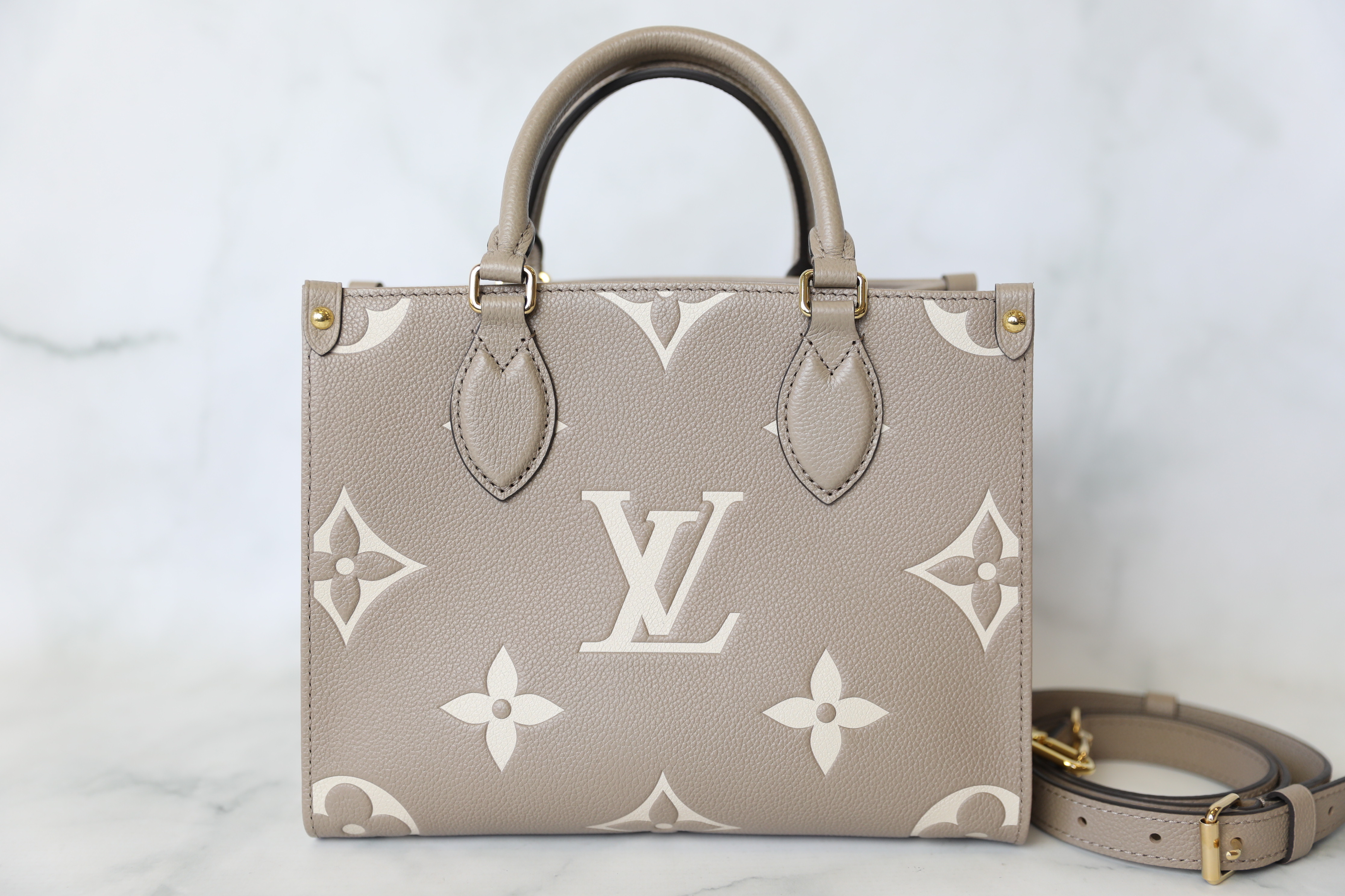 Louis Vuitton Tourterelle and Crème Monogram Empreinte Pochette Félicie Gold Hardware, 2021 (Like New), Grey Womens Handbag